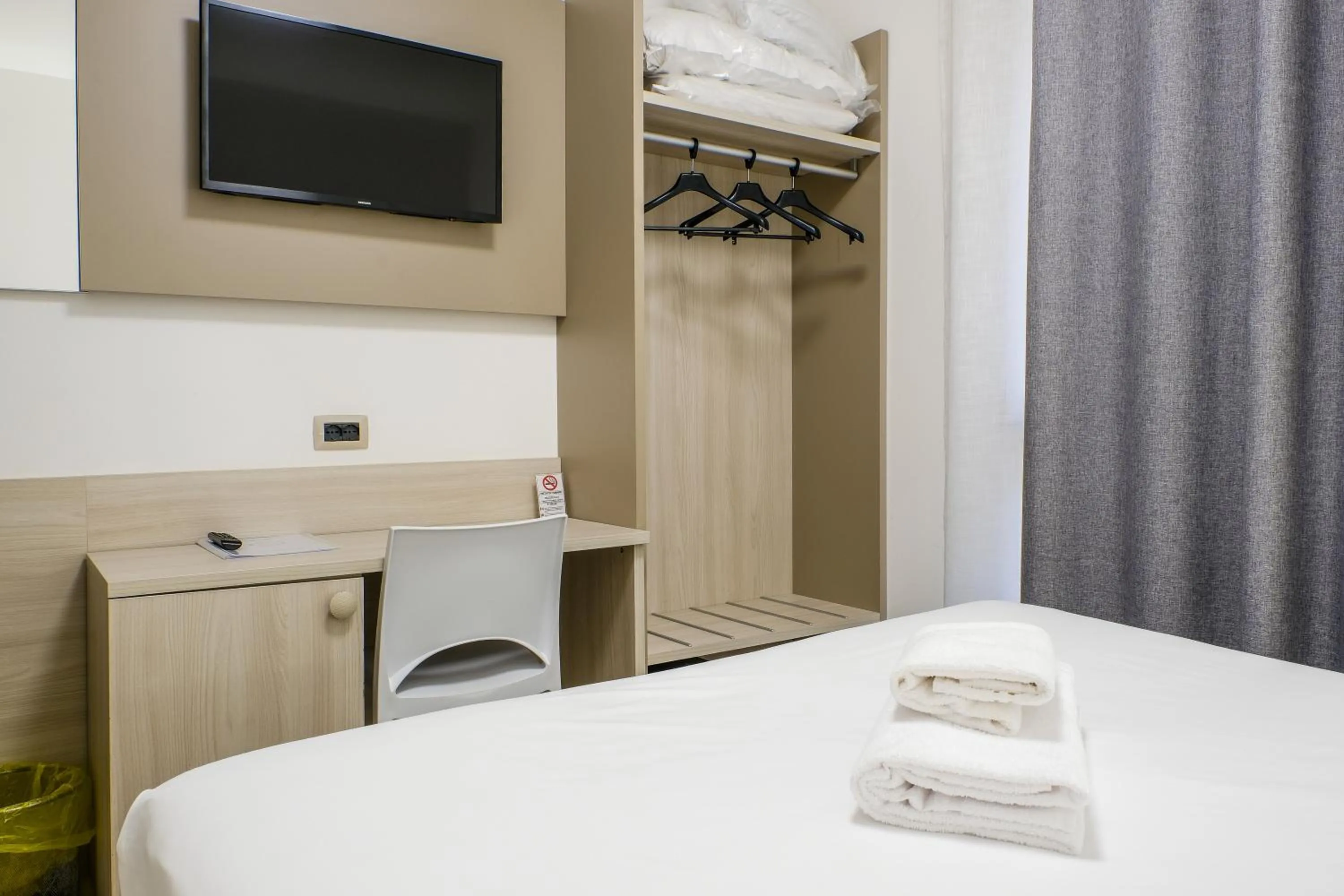 Deluxe Double or Twin Room in B&B Hotel Roy