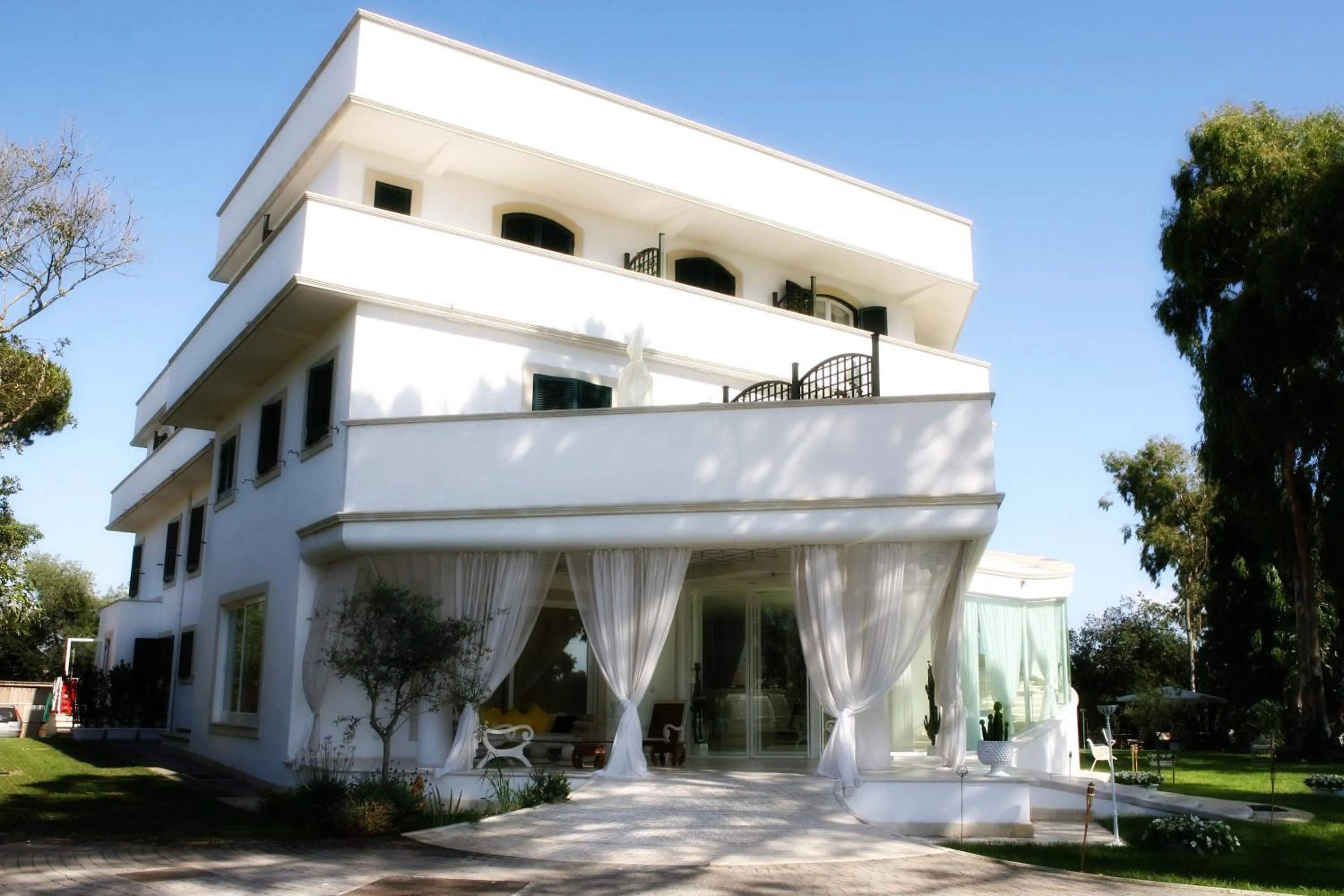 Facade/entrance in Il San Francesco Charming Hotel