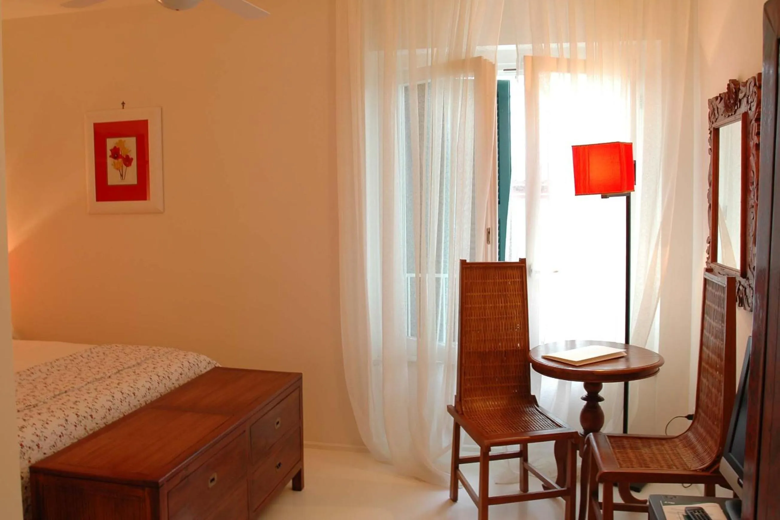 Photo of the whole room, Bed in Il San Francesco Charming Hotel