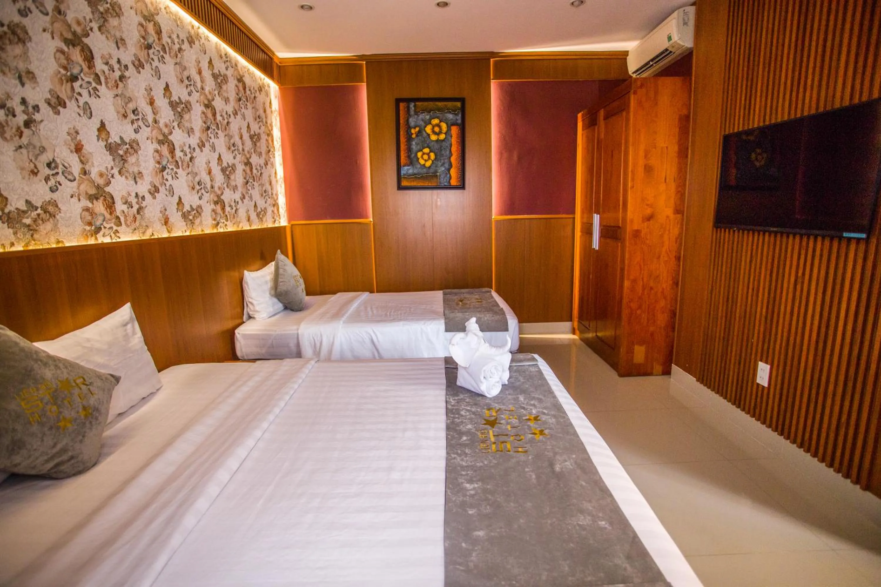 Bedroom, Bed in Lien Do Star Hotel