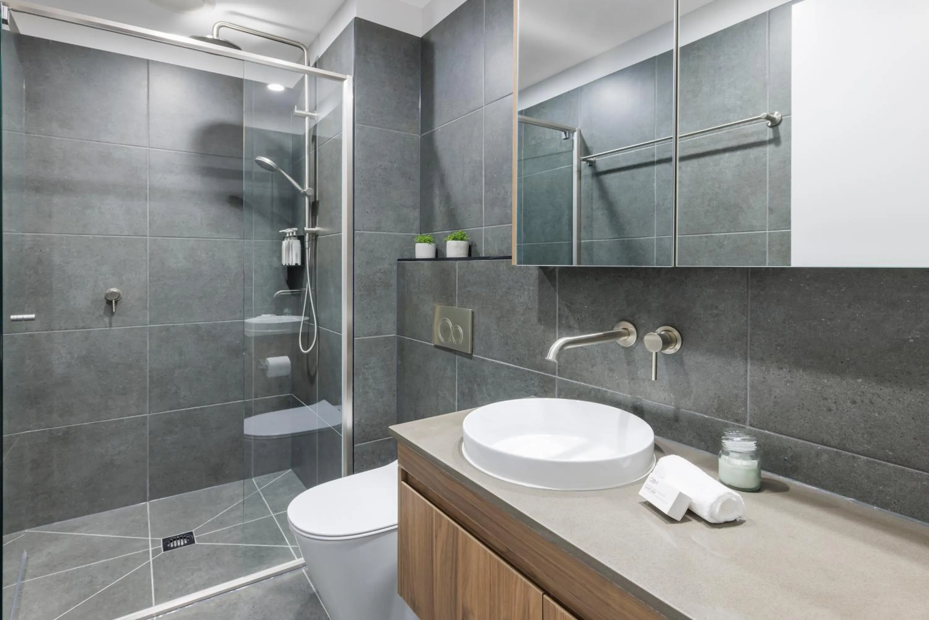 Shower in Punthill Essendon North