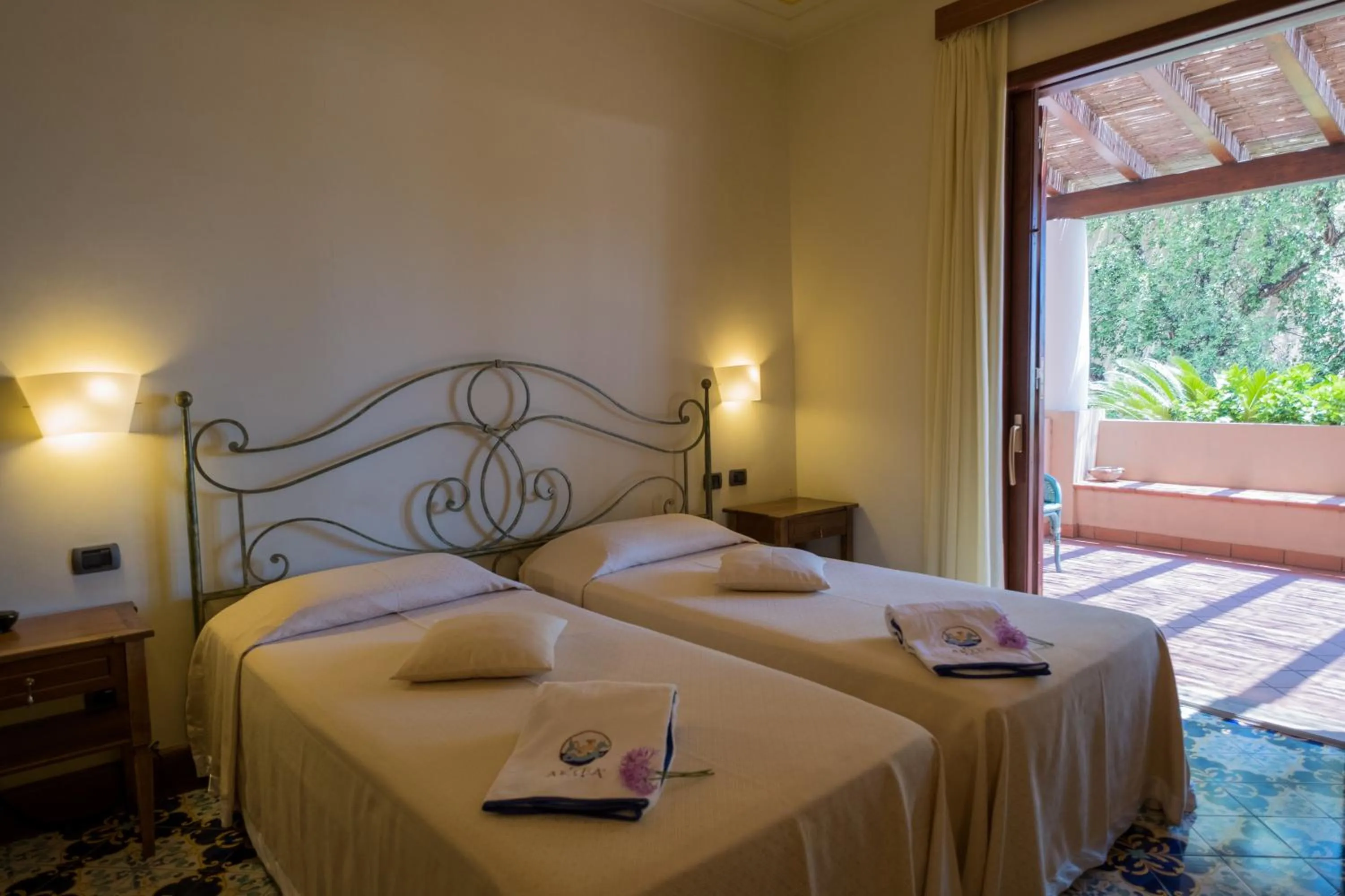 Bedroom, Bed in Hotel Aktea