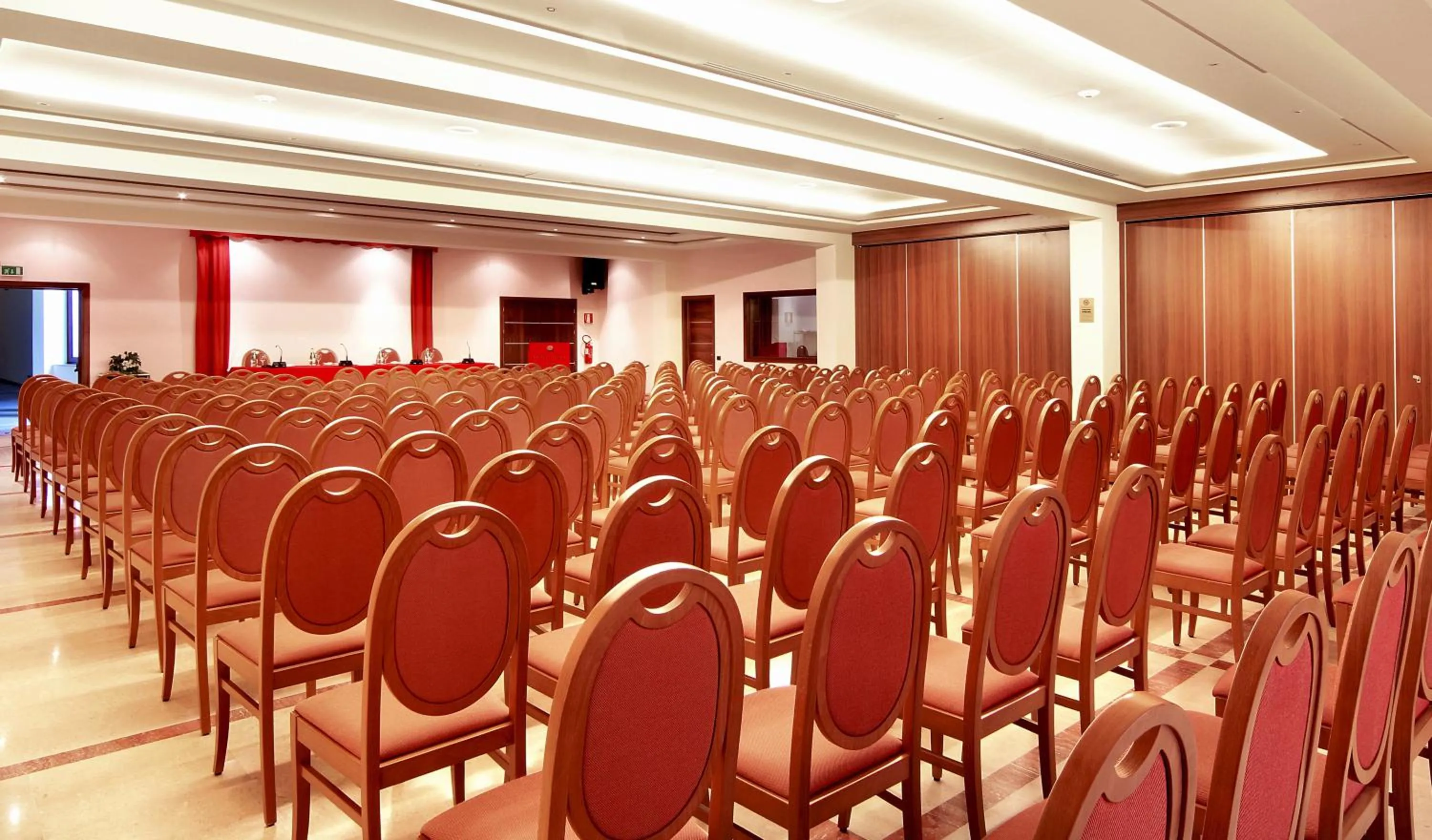 Business facilities in Hotel Aktea