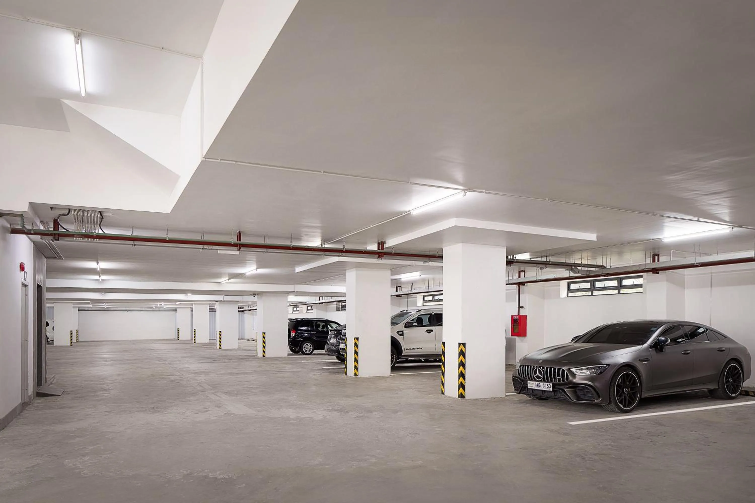 Parking in RIVA Hotel SHV