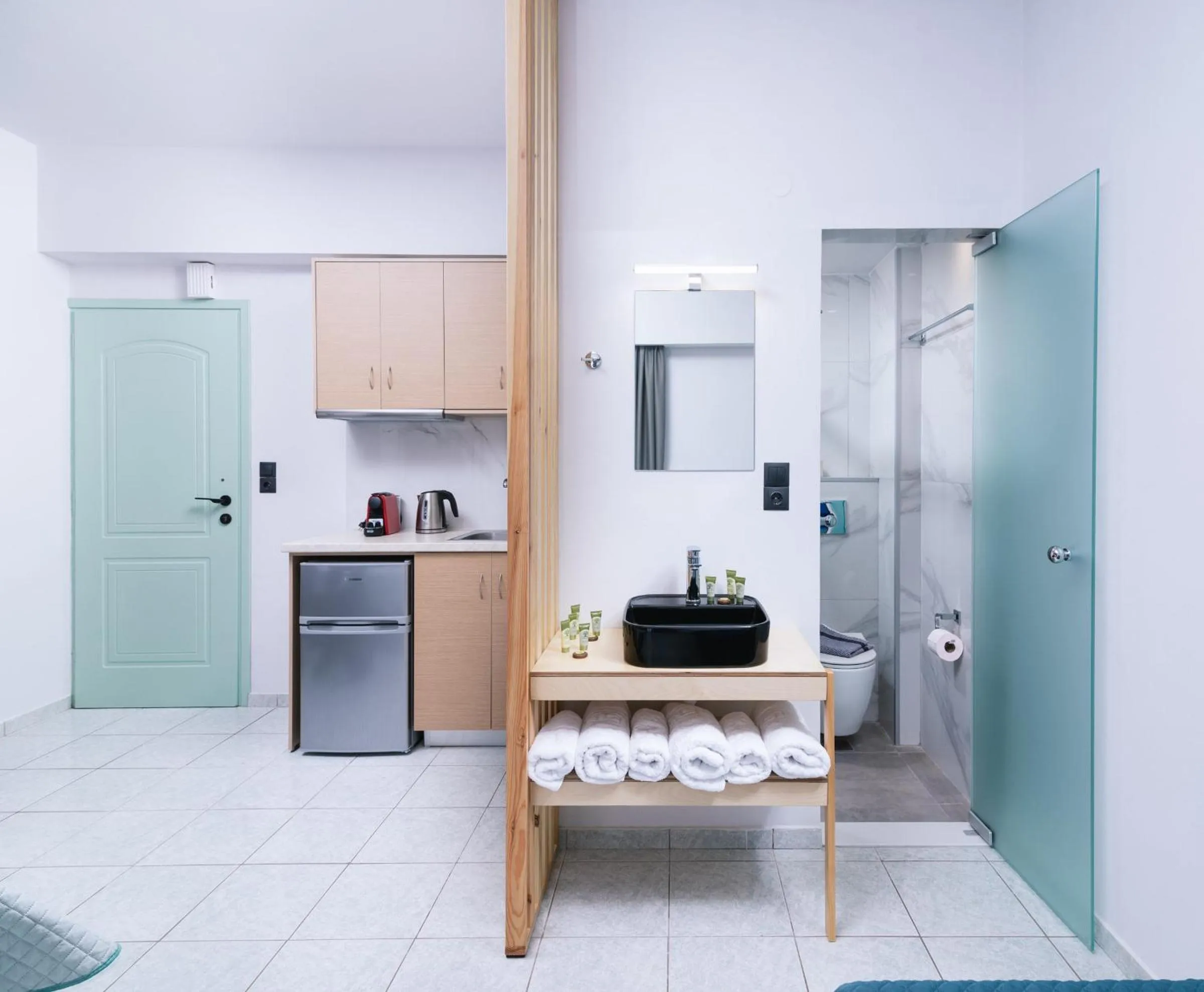 Bathroom in Alcyone Studios and Apartments