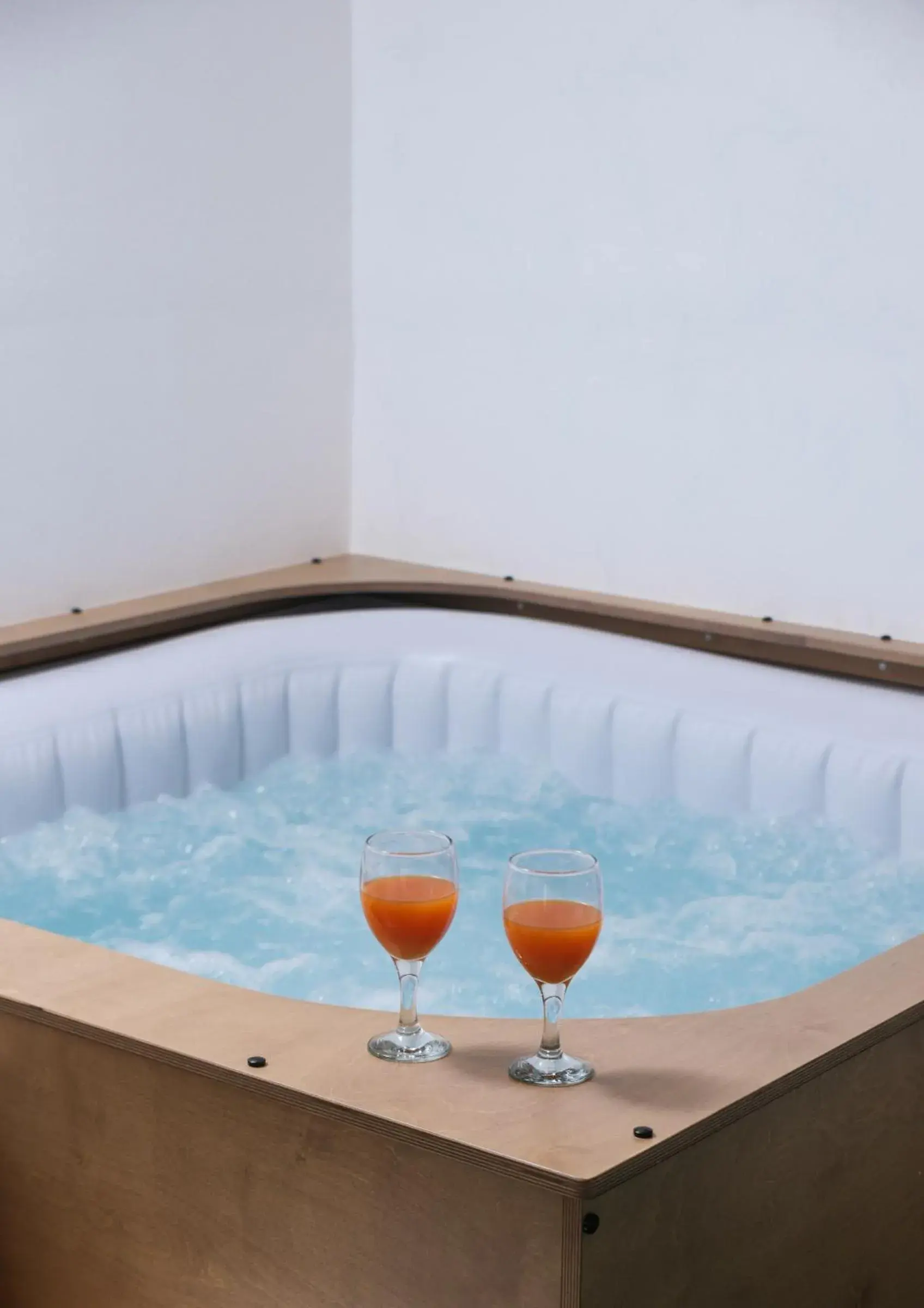 Suite with Hot Tub in Alcyone Studios and Apartments Suite with Hot Tub in Alcyone Studios and Apartments