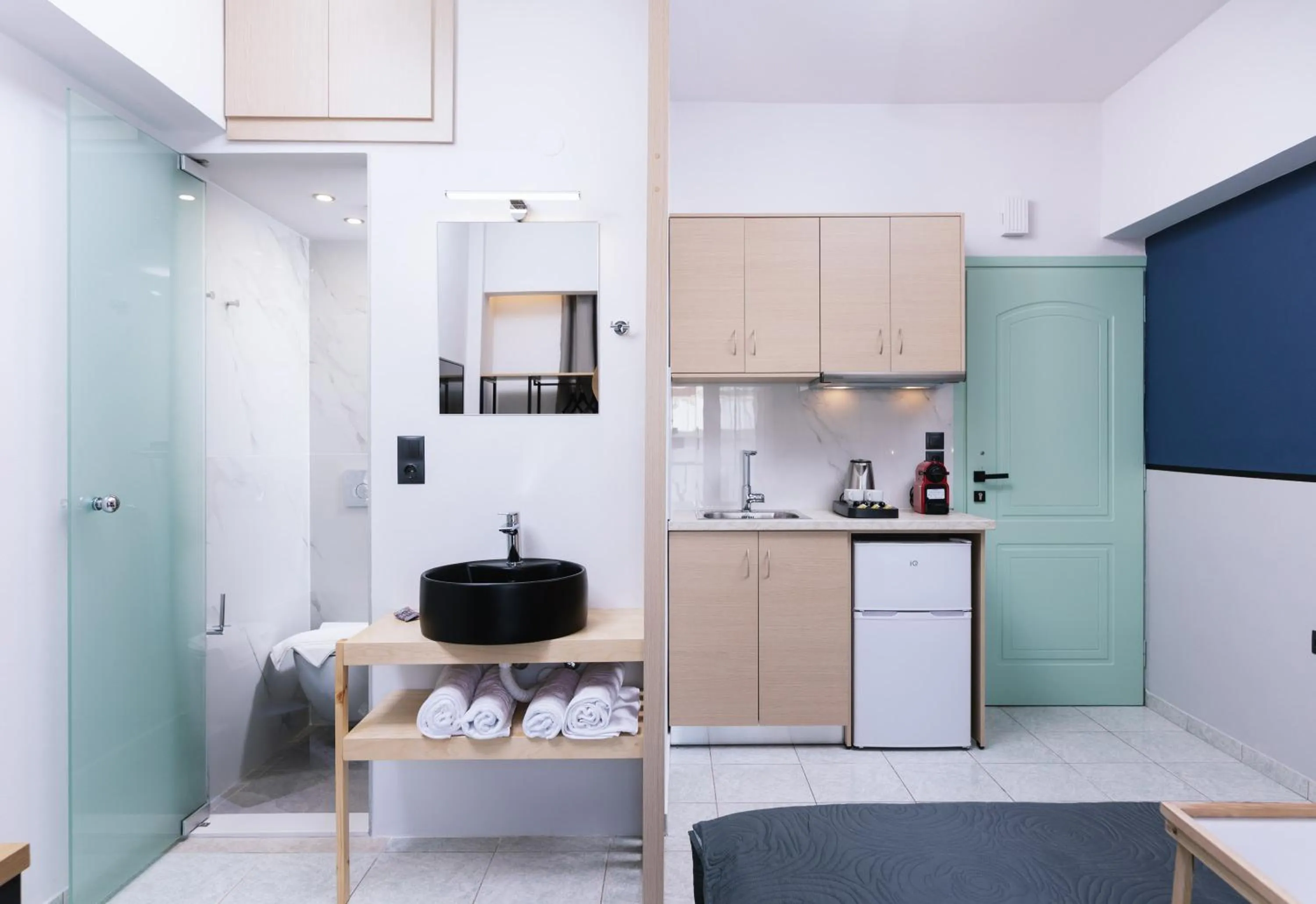 Bathroom in Alcyone Studios and Apartments