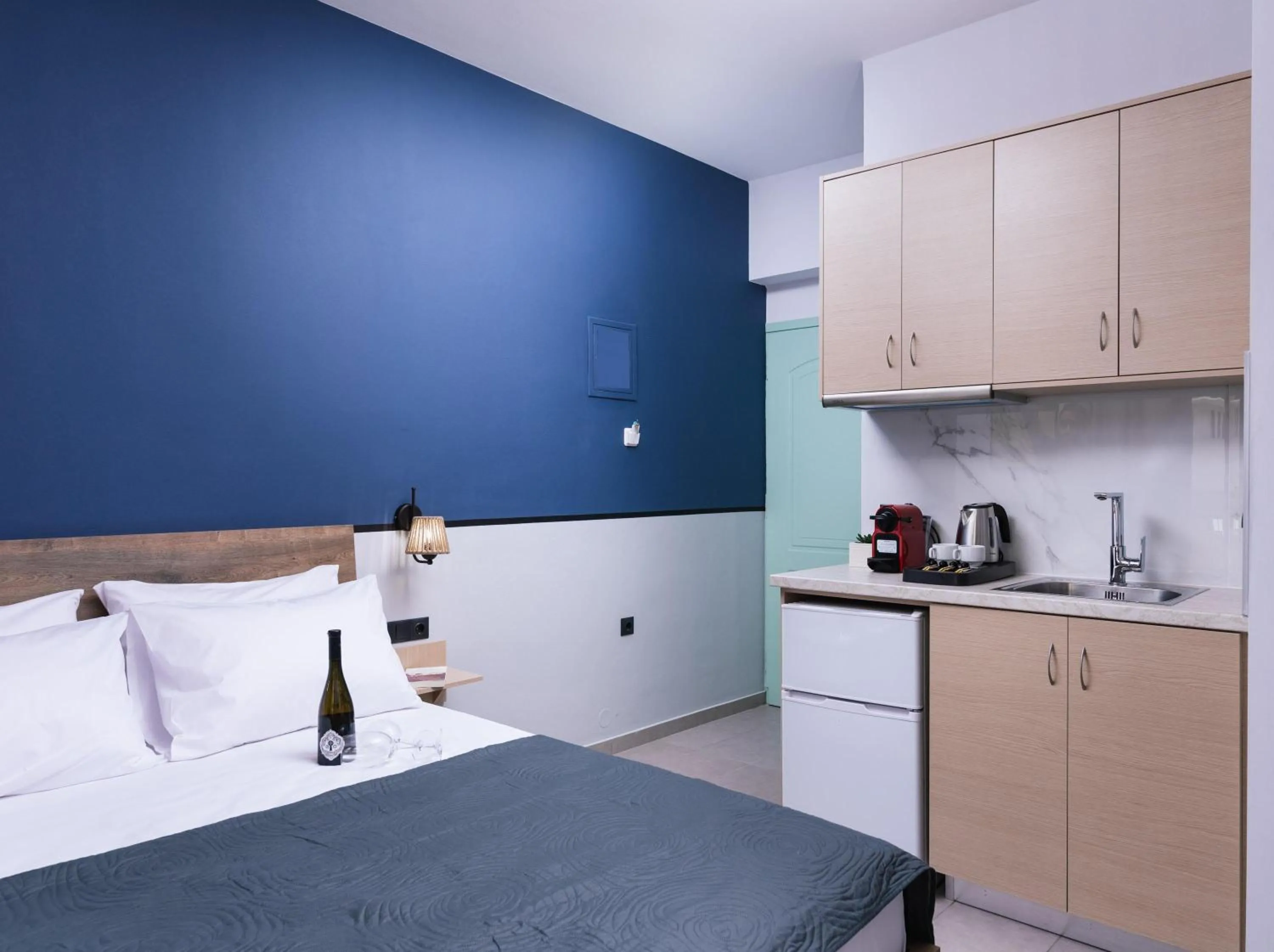 Photo of the whole room, Bed in Alcyone Studios and Apartments