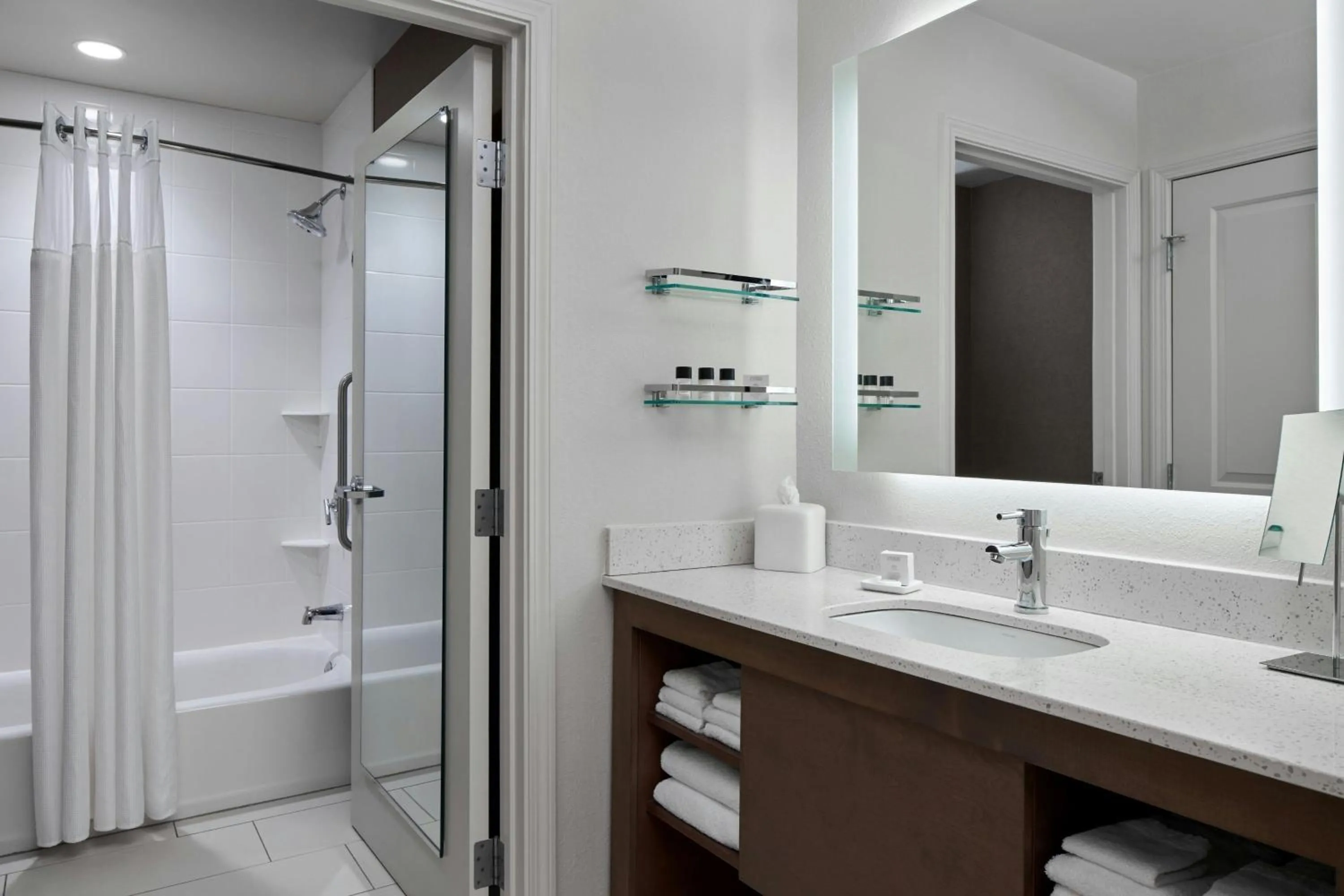 Bathroom in Andell Inn