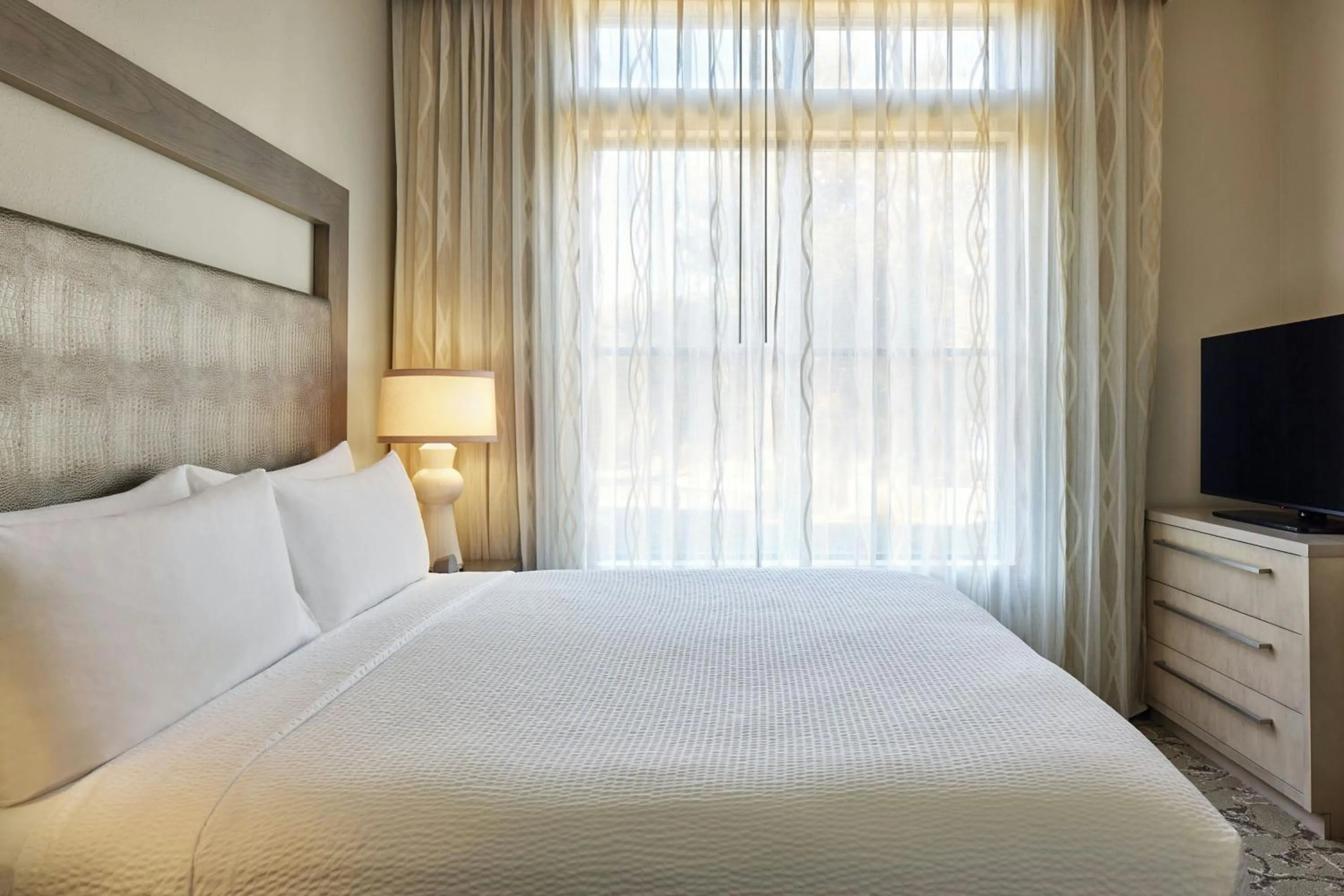 Bedroom, Bed in Andell Inn