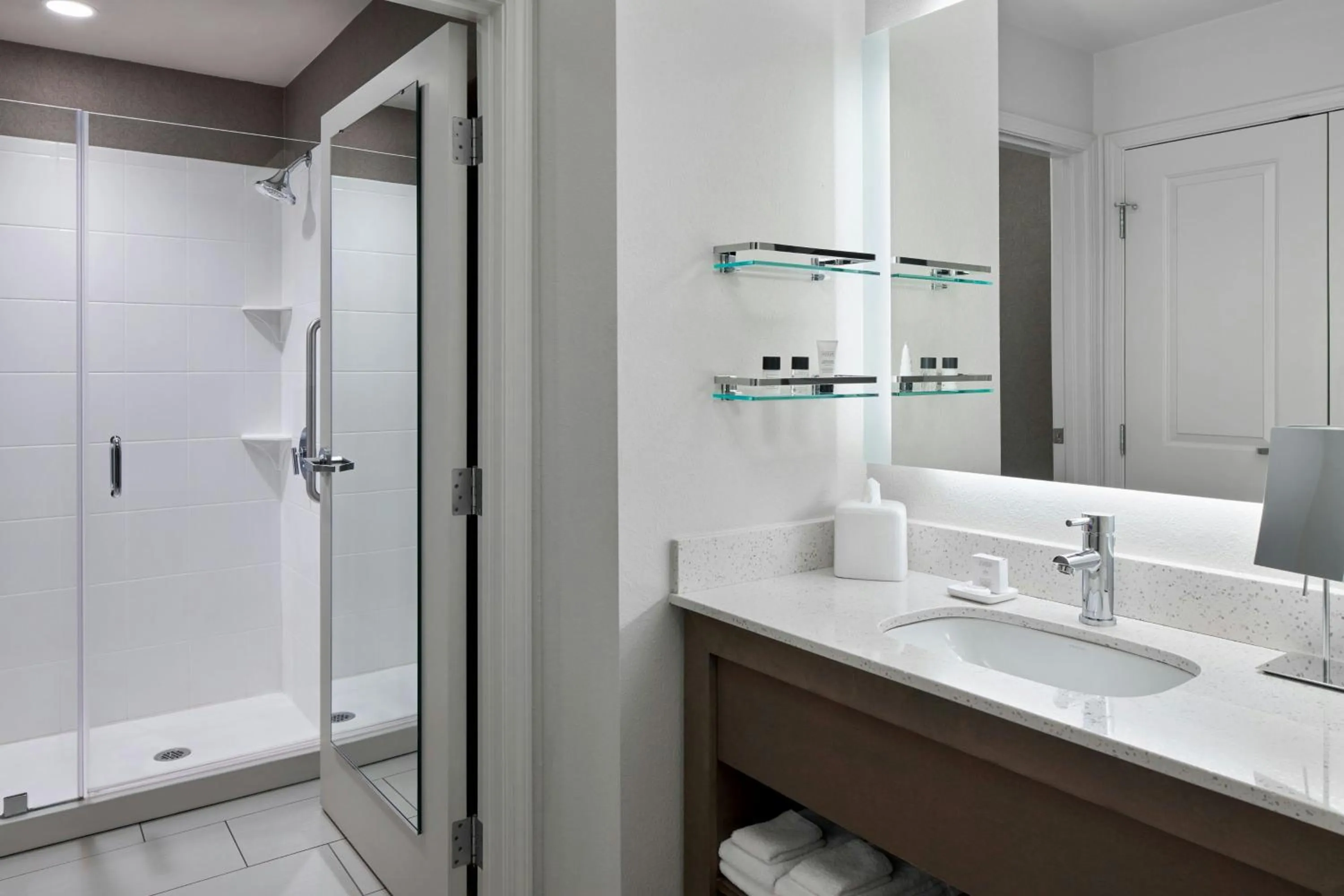 Bathroom in Andell Inn