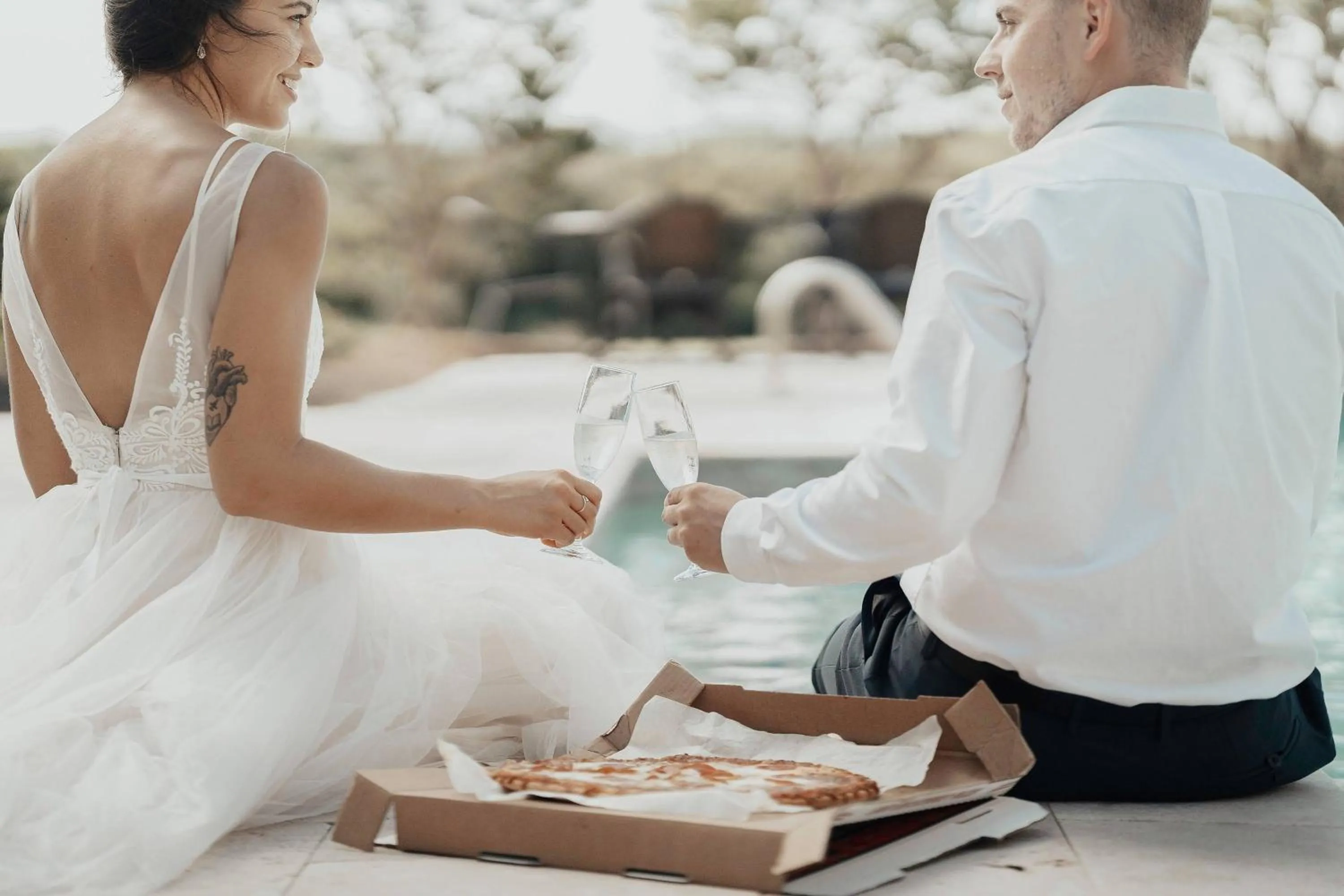 Swimming pool in Andell Inn