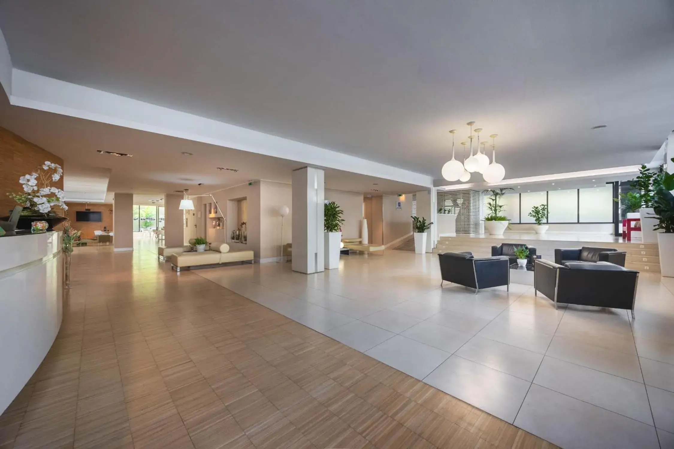 Lobby or reception in iH Hotels Milano Watt 13 Lobby or reception in iH Hotels Milano Watt 13