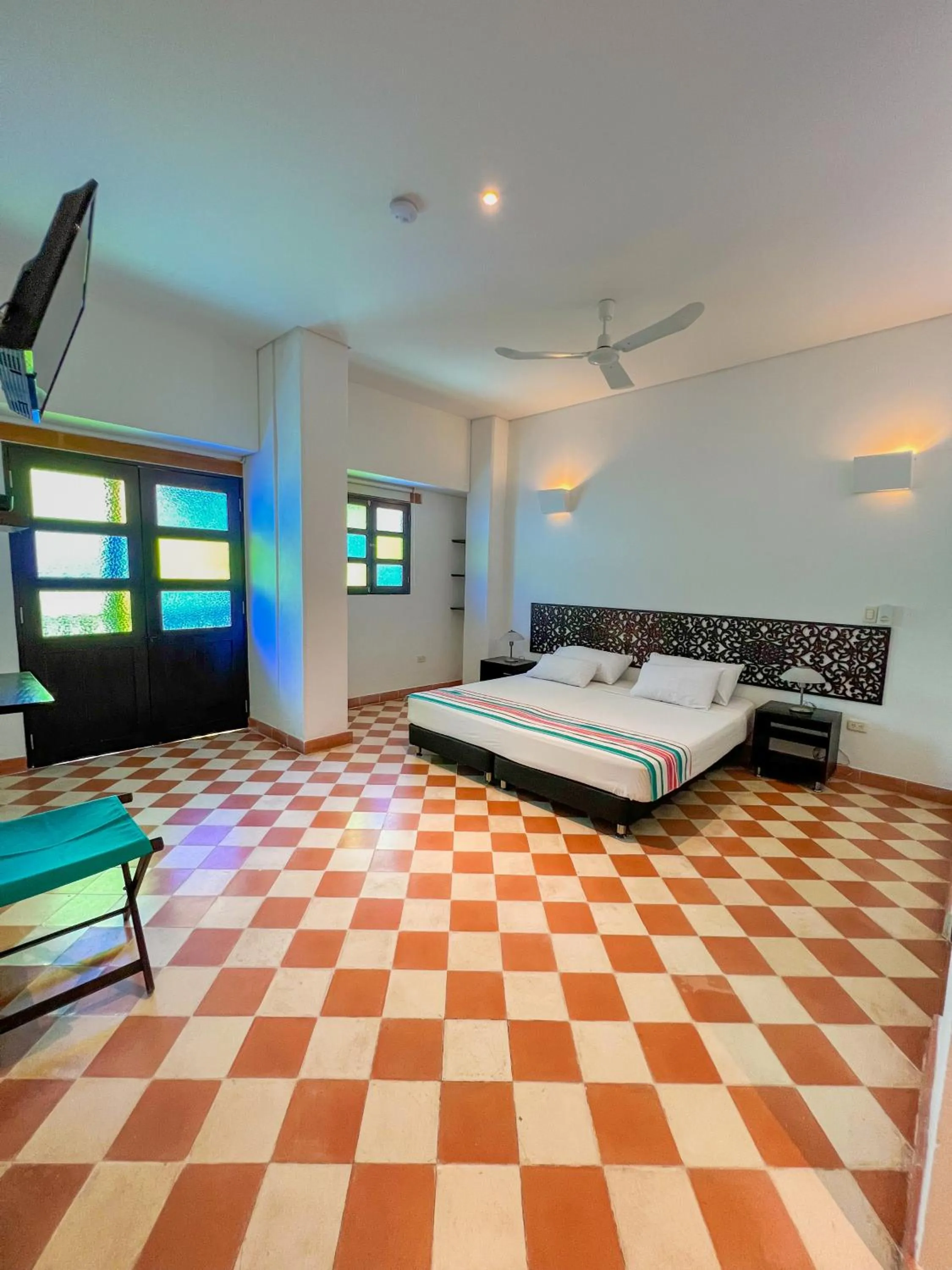 Bed in The Orange House Santa Marta