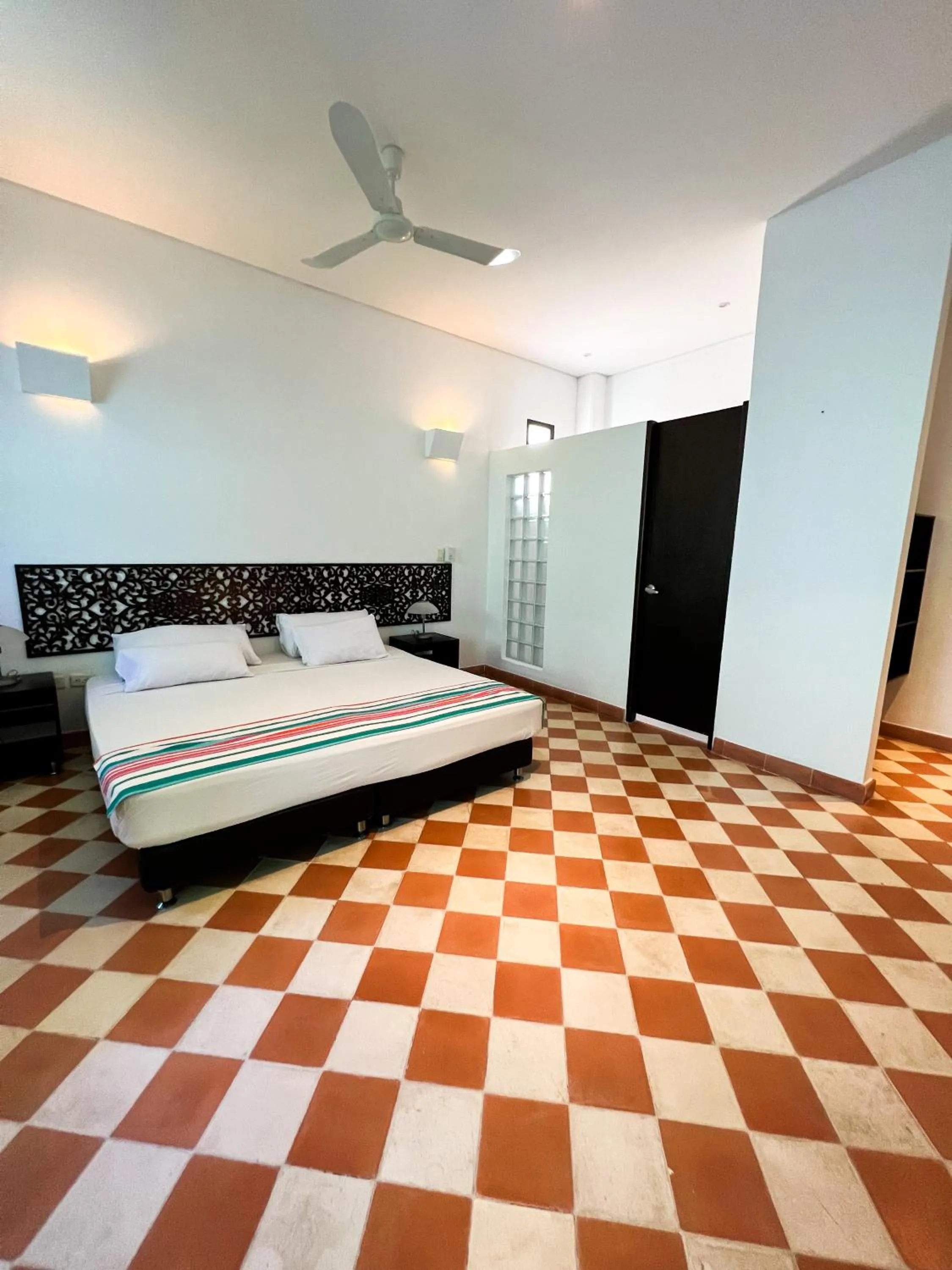 Photo of the whole room, Bed in The Orange House Santa Marta