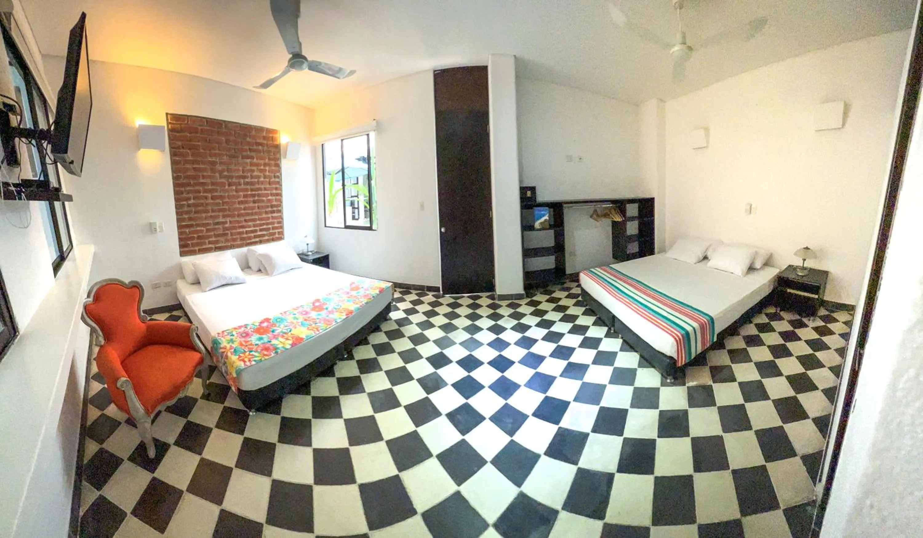 Bed in The Orange House Santa Marta