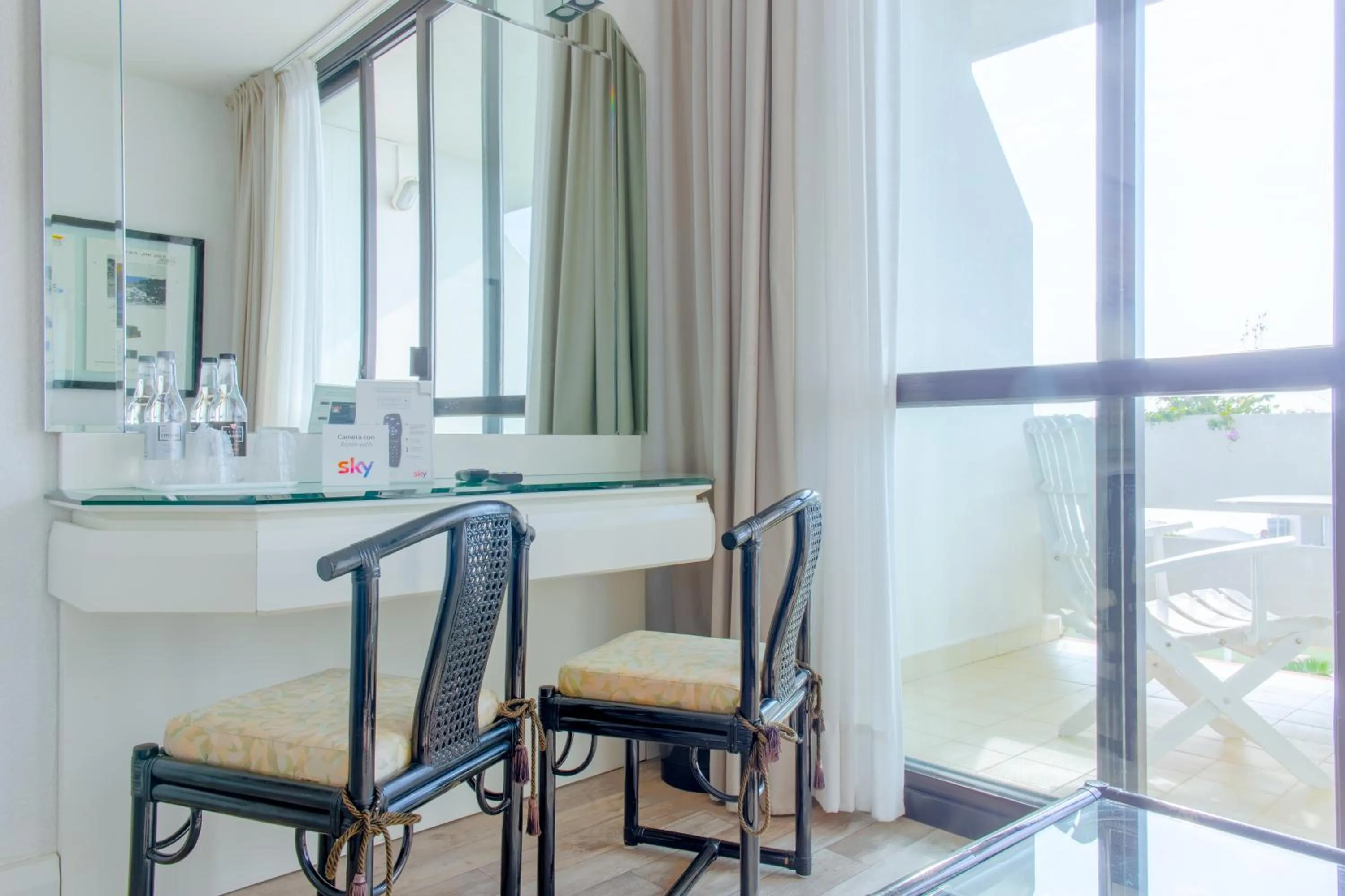 Bedroom in Grand Hotel Pianeta Maratea Resort