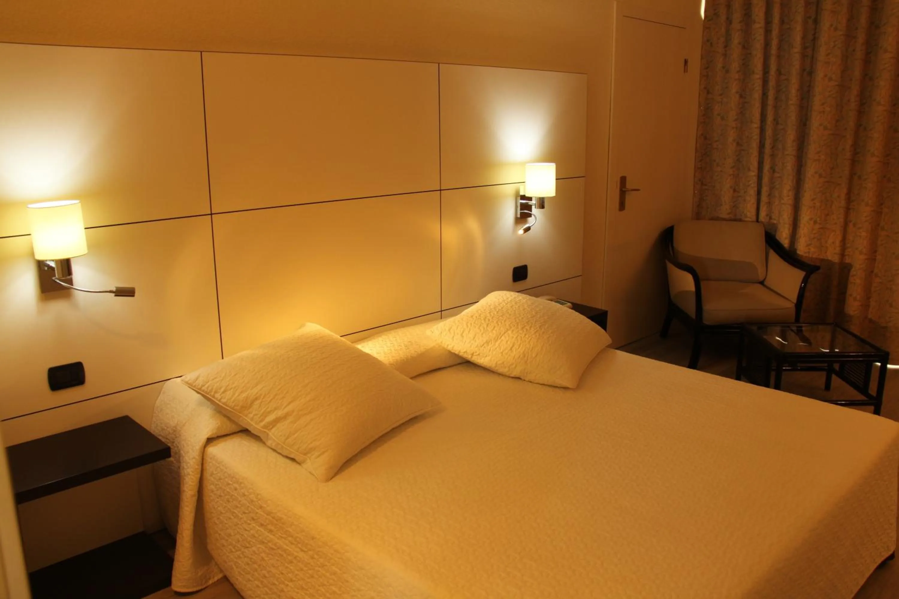 Photo of the whole room, Bed in Grand Hotel Pianeta Maratea Resort