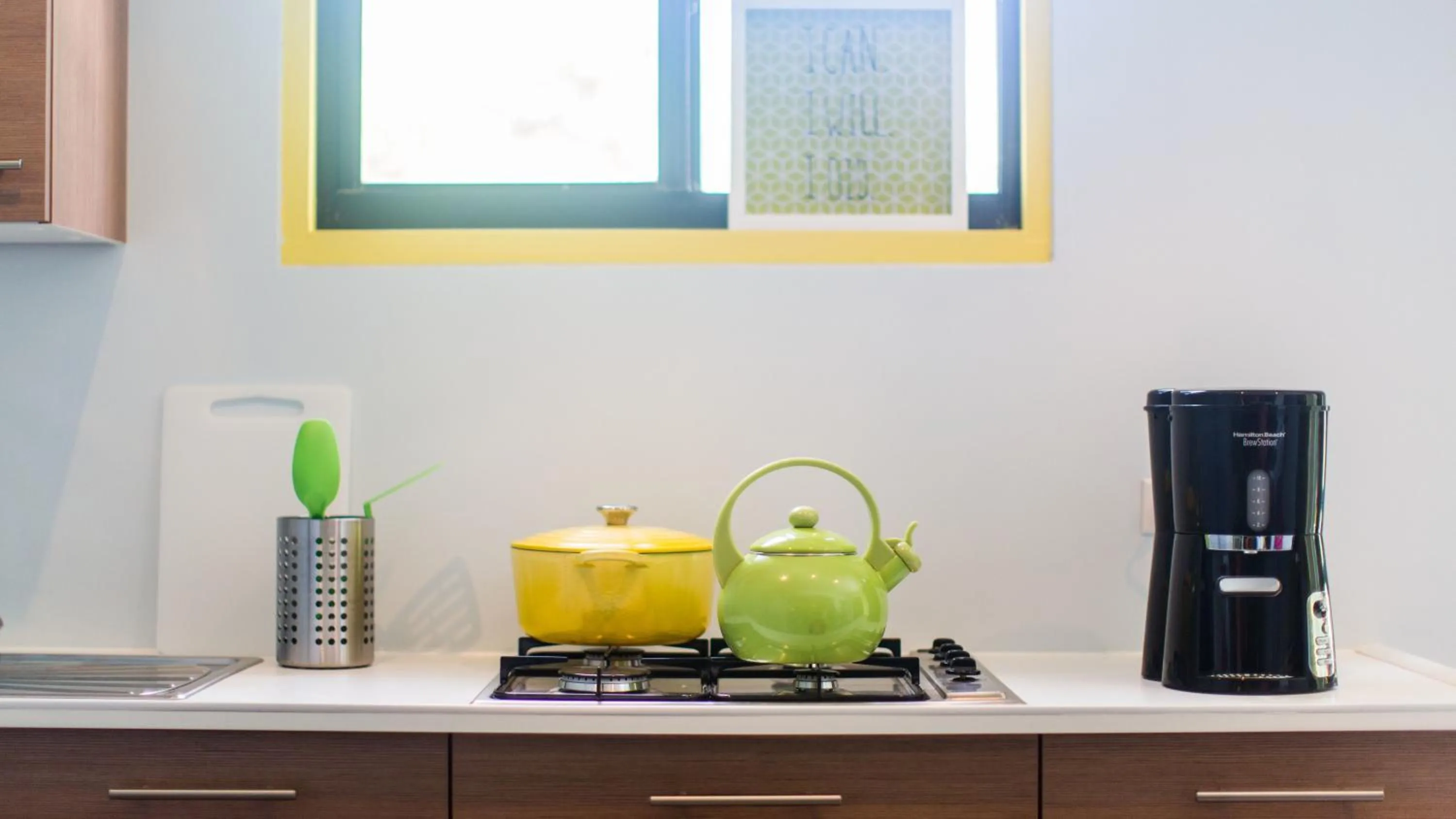 Coffee/tea facilities in Bubali Bliss Studios & Villas