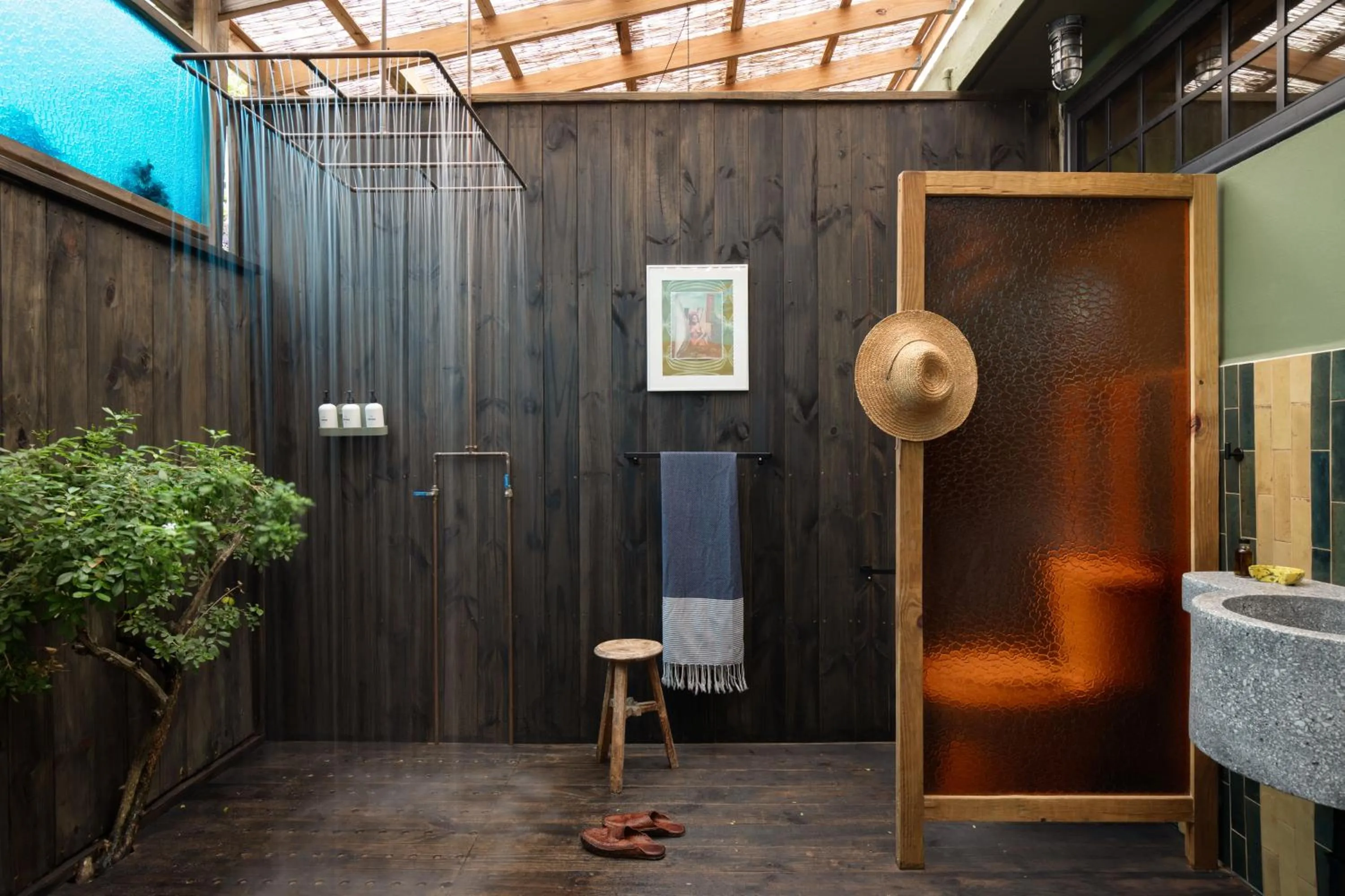 Shower in DREAMCATCHER by DW - ADULTS ONLY