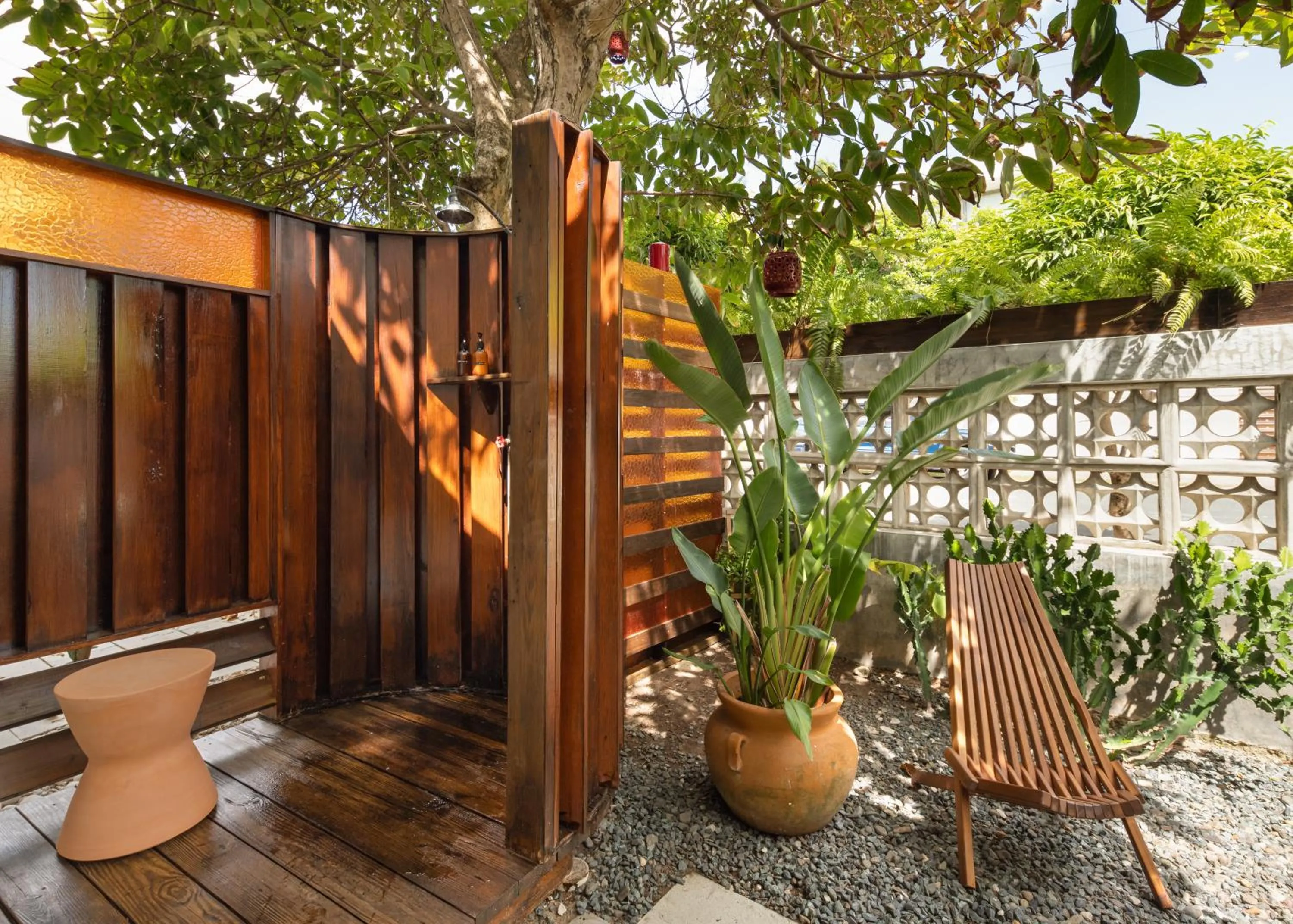 Shower in DREAMCATCHER by DW - ADULTS ONLY