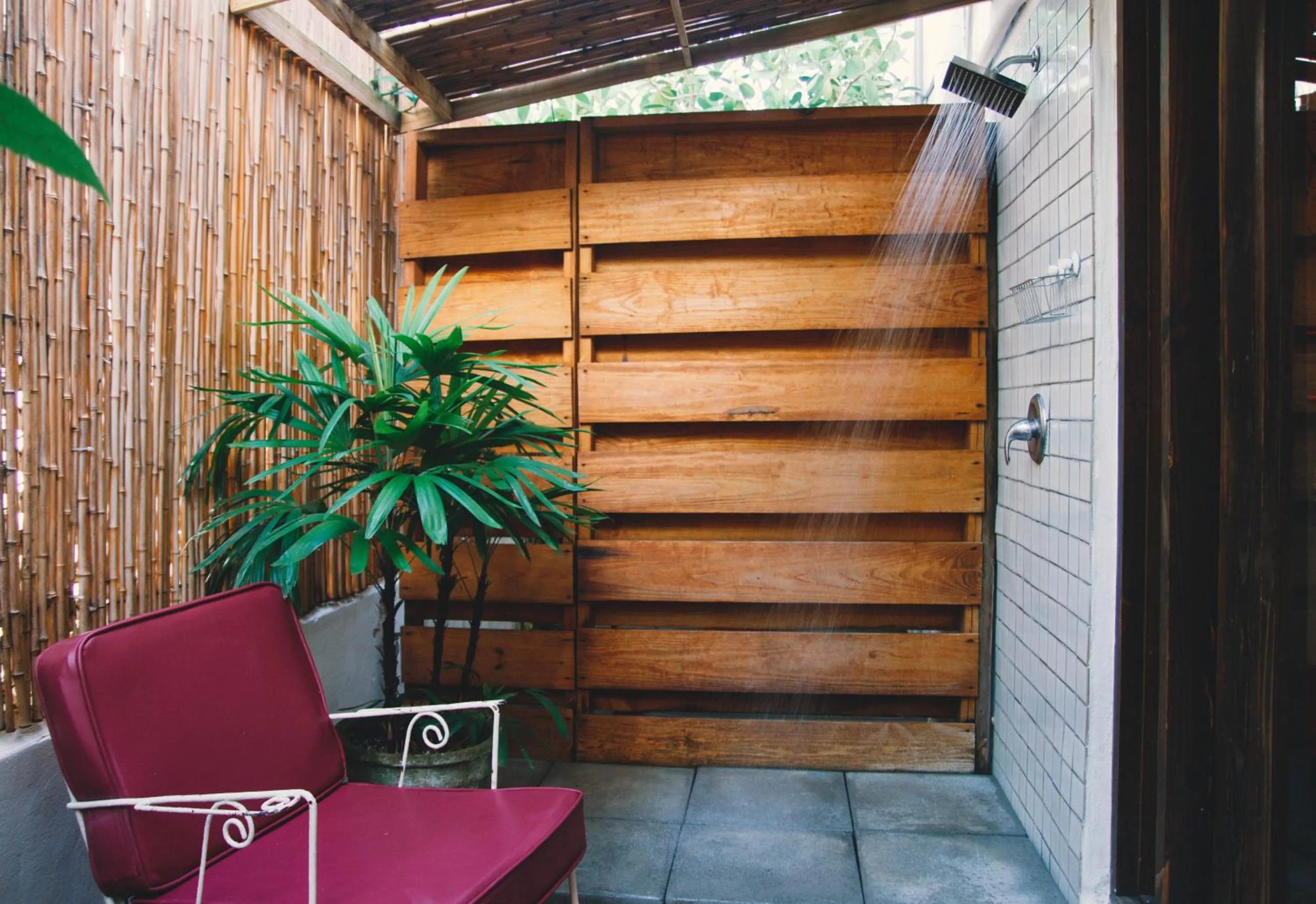 Shower in DREAMCATCHER by DW - ADULTS ONLY