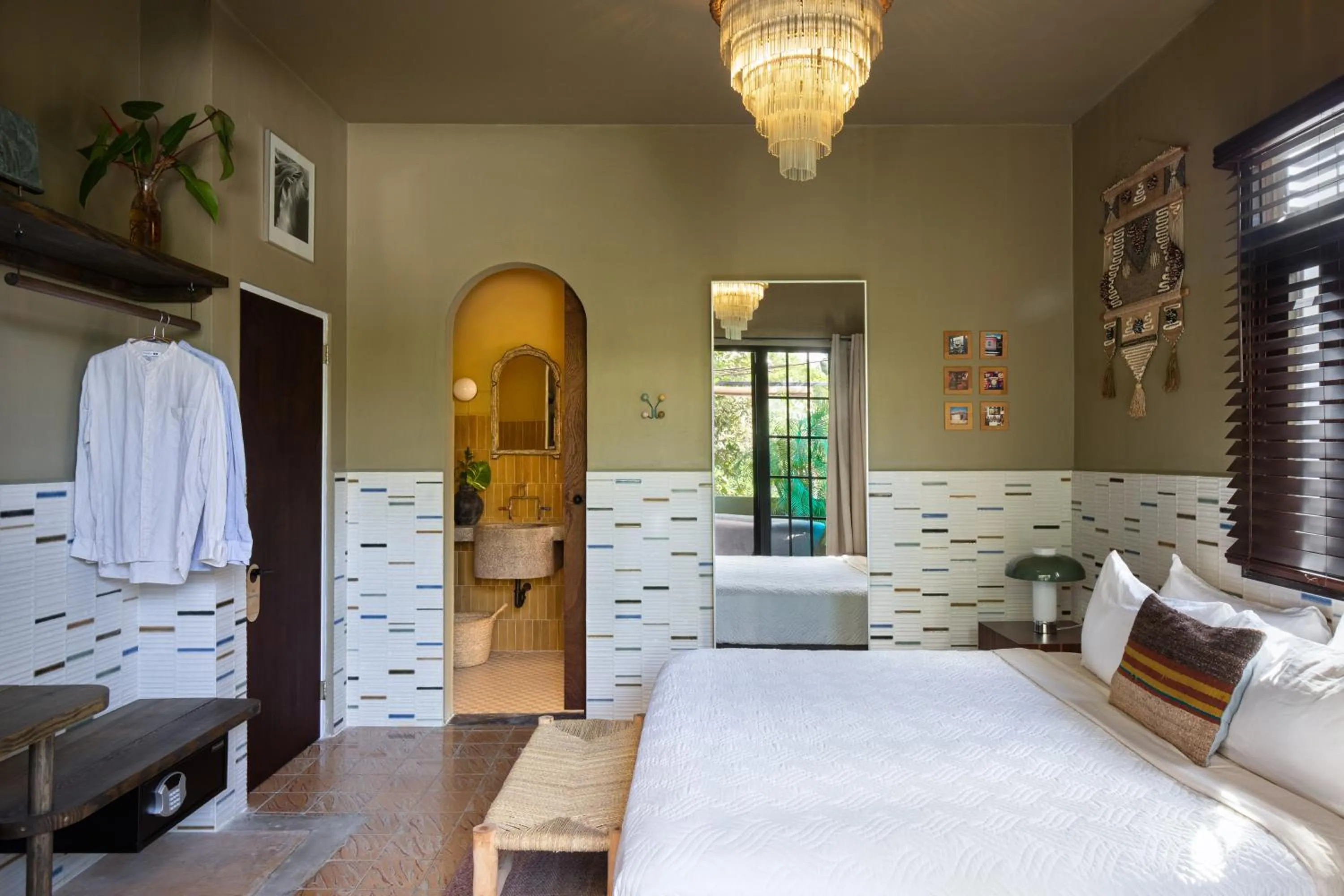 Bedroom, Bed in DREAMCATCHER by DW - ADULTS ONLY