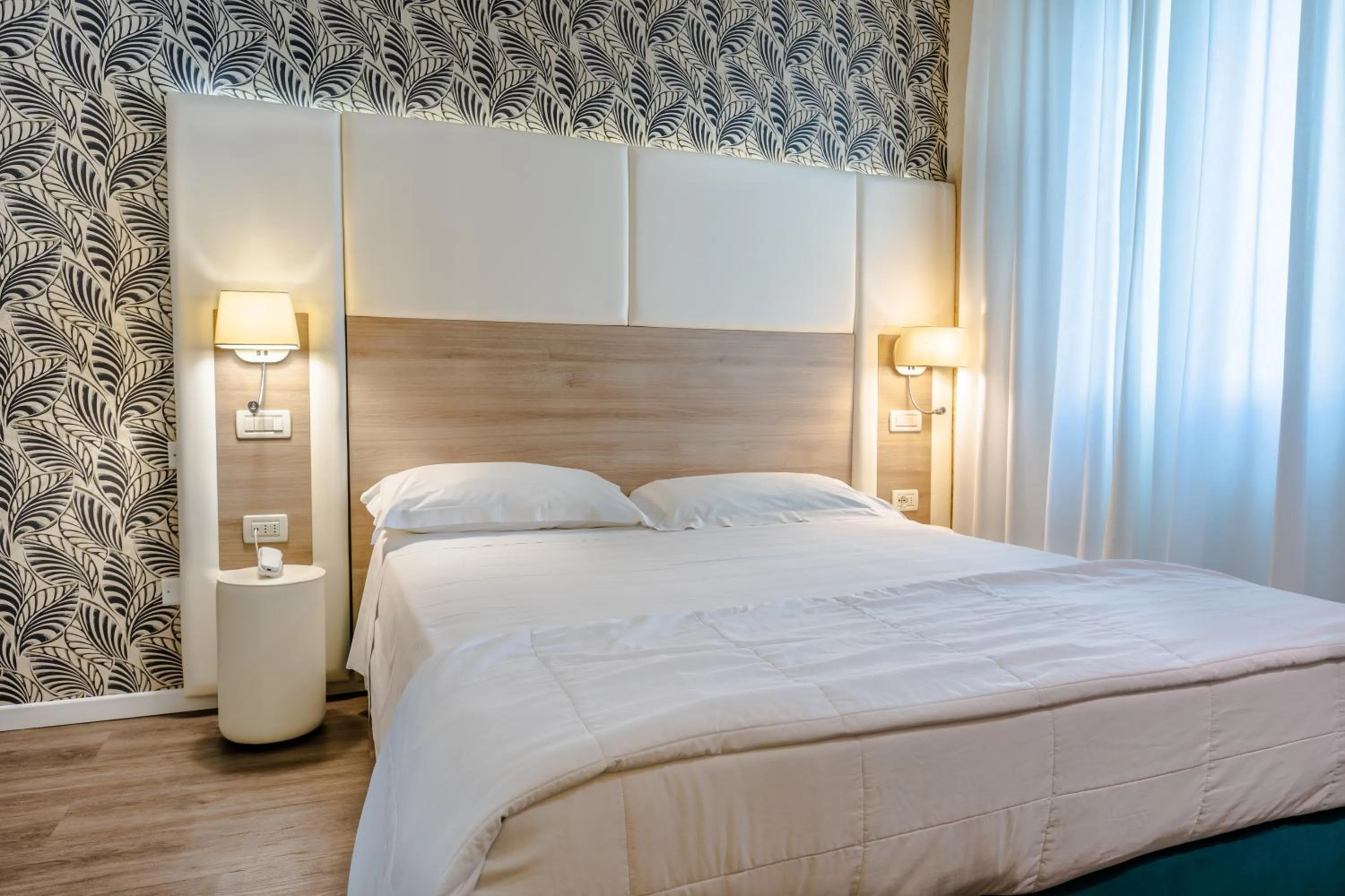 Bedroom, Bed in Hotel Corallo