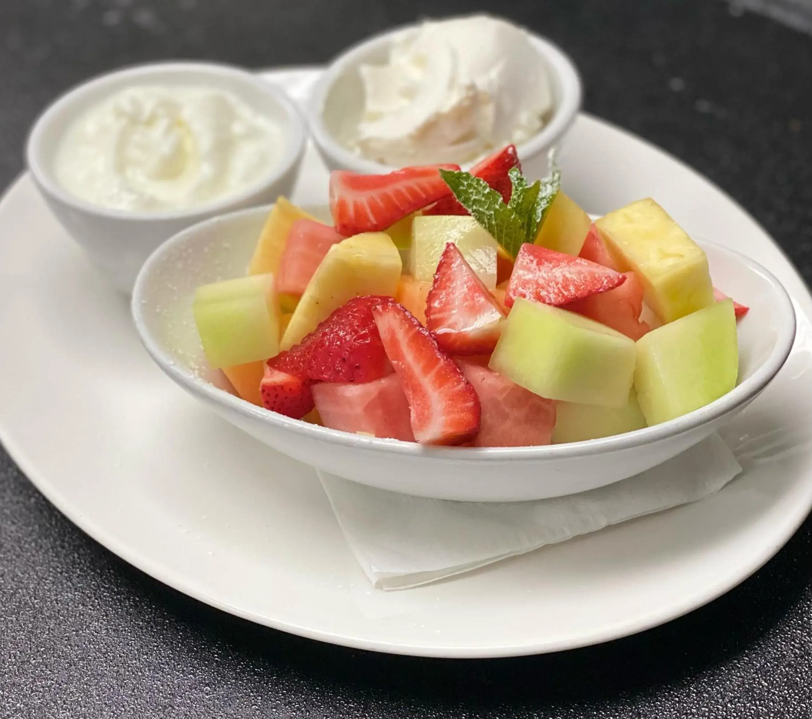 Breakfast in Leslie Hotel Ocean Drive Breakfast in Leslie Hotel Ocean Drive