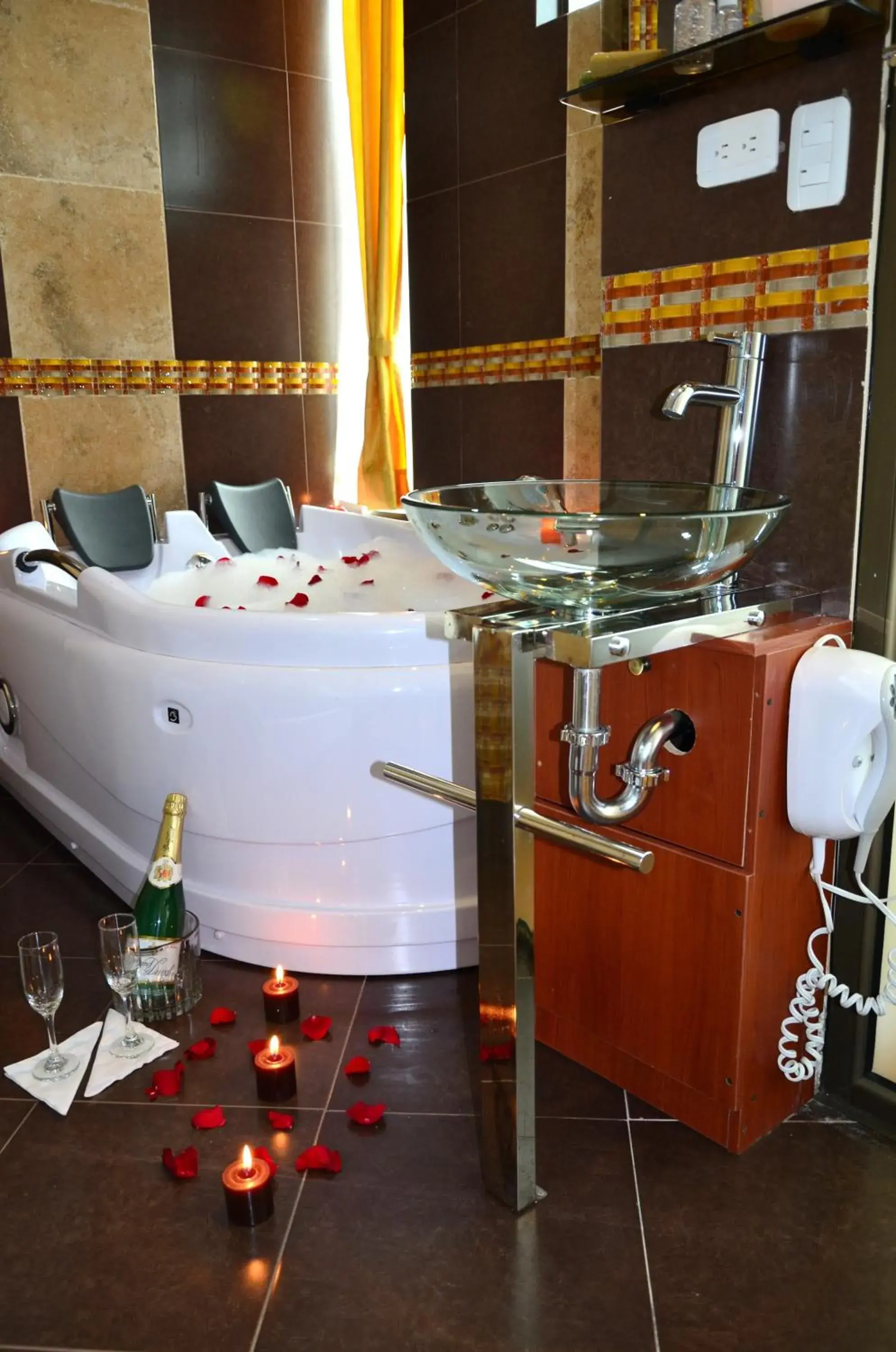 Superior Room with Spa Bath in Kuna Hotel Superior Room with Spa Bath in Kuna Hotel