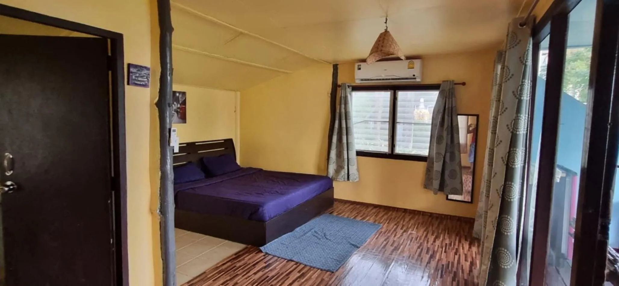 Bed in Miss You Beach Resort Koh Mak