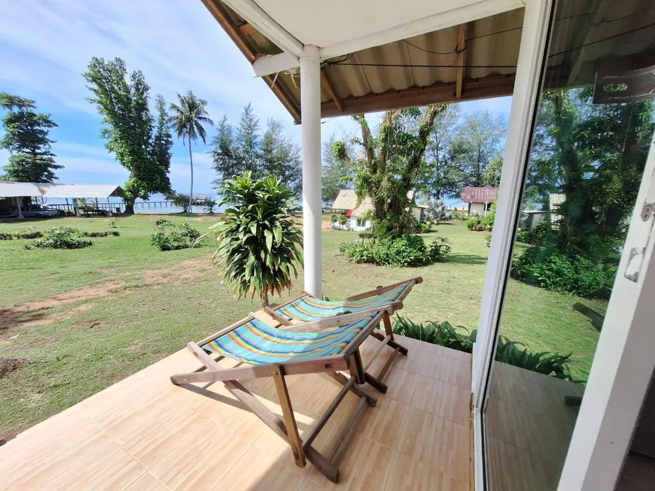 Miss You Beach Resort Koh Mak