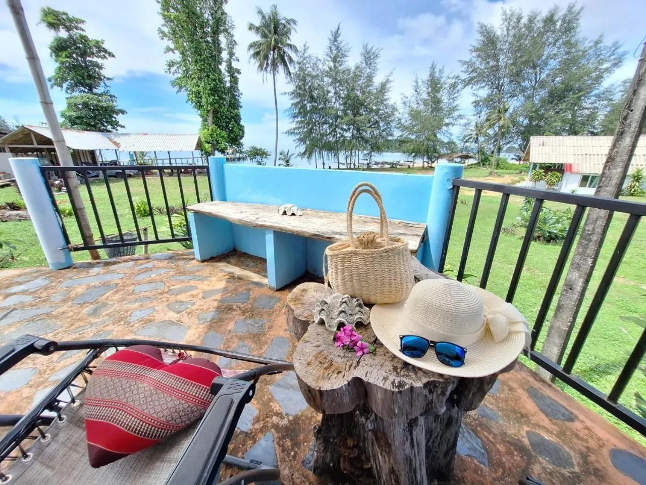 Miss You Beach Resort Koh Mak