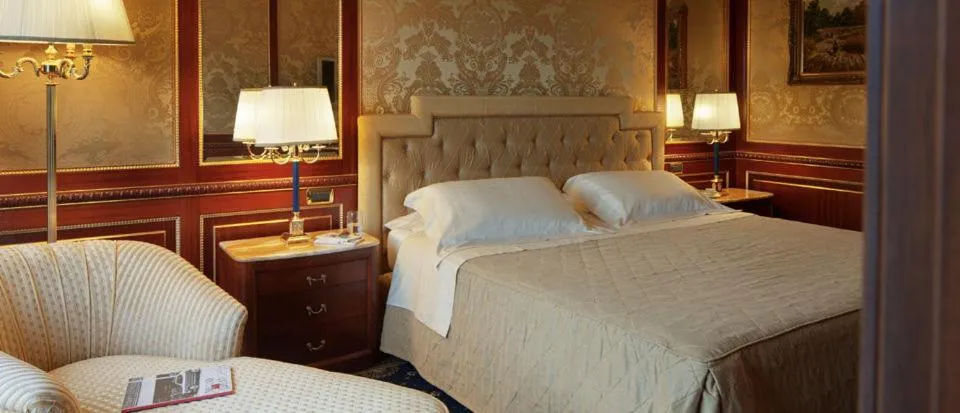 Bed in Grand Hotel Bristol