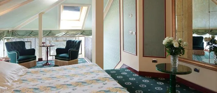 Bed in Grand Hotel Bristol