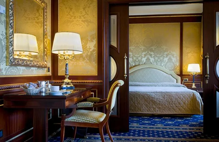 Bed in Grand Hotel Bristol