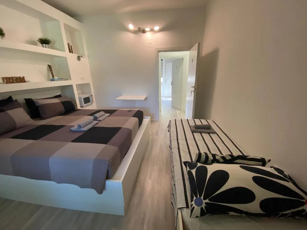 Bed in Bed&breakfast BBqueen Sandonato Policlinico