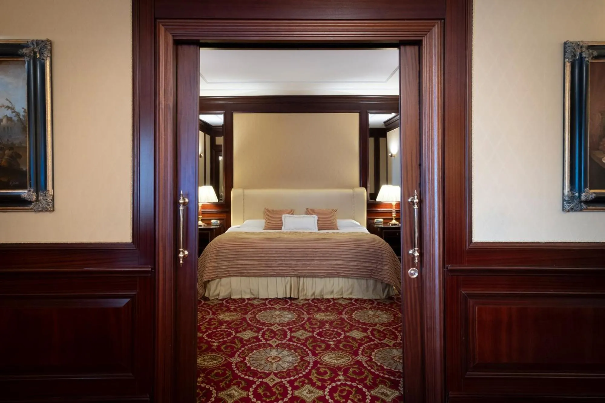 Bed in Grand Hotel Dino