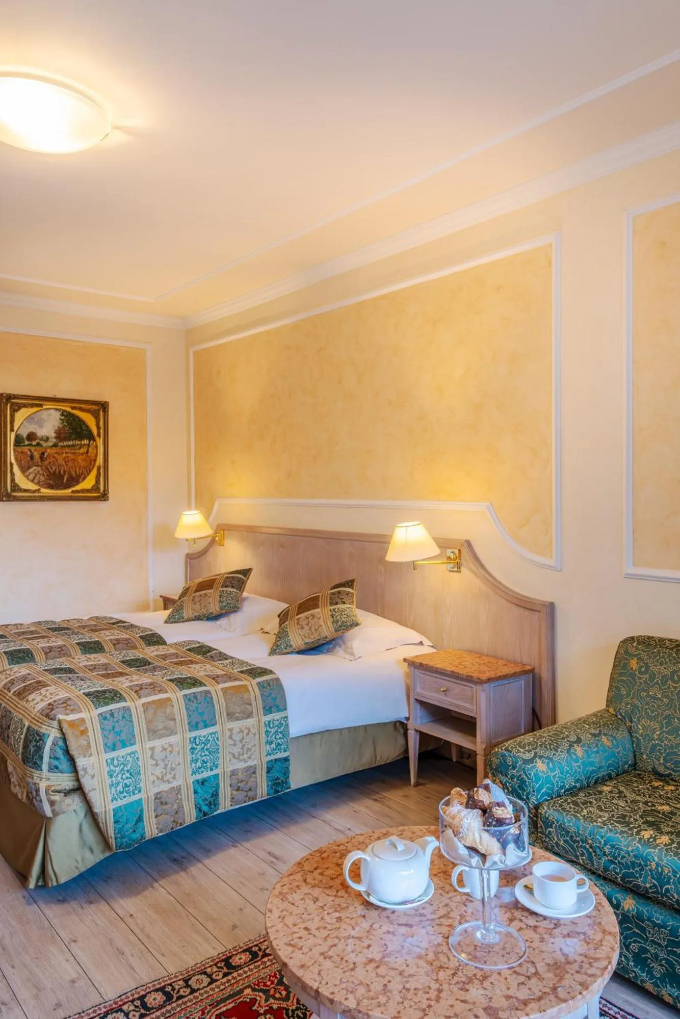 Bedroom, Bed in Grand Hotel Dino