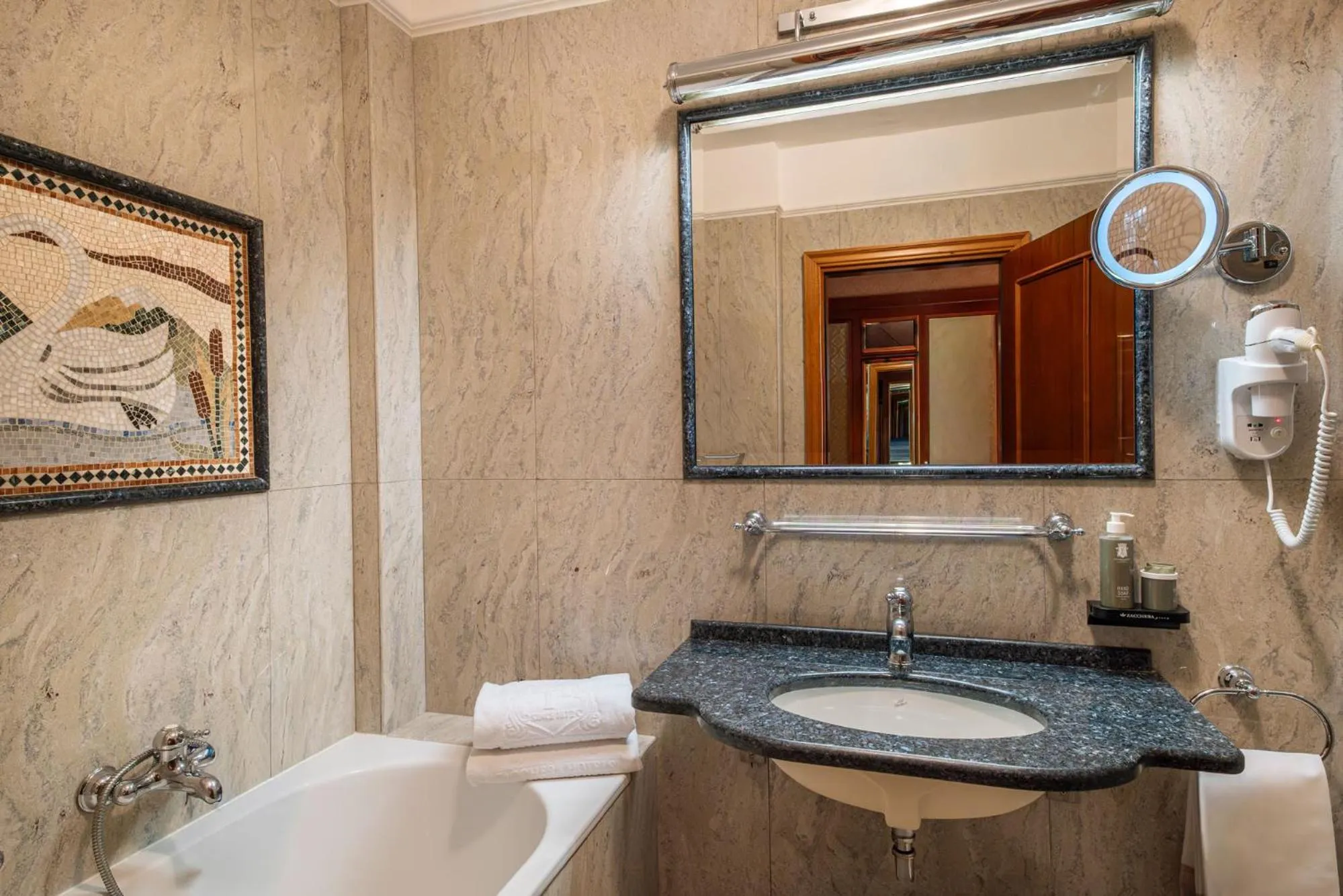 Bathroom in Grand Hotel Dino