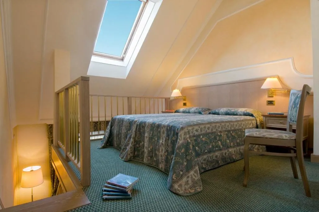 Bed in Hotel Simplon