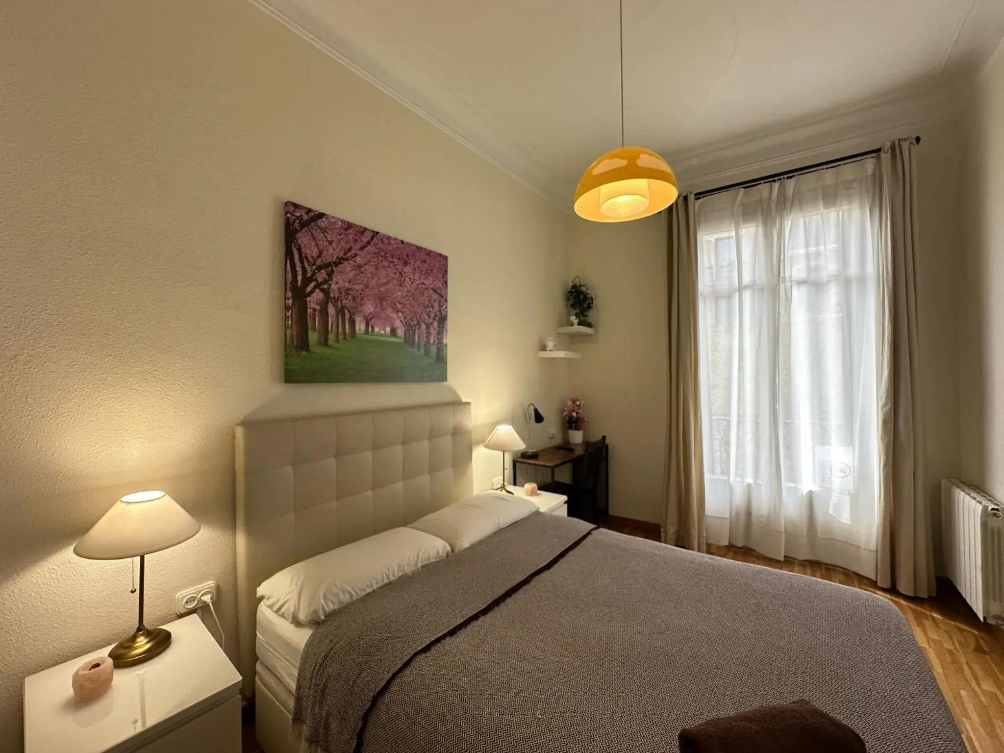 Double Room with Shared Bathroom in Rooms Aribau Double Room with Shared Bathroom in Rooms Aribau