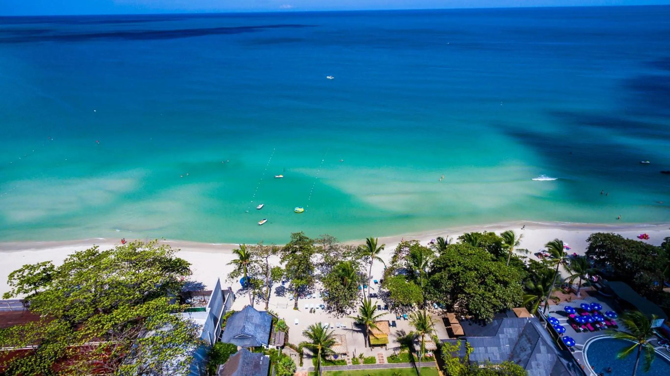 Property building in King's Garden Resort - SHA Plus