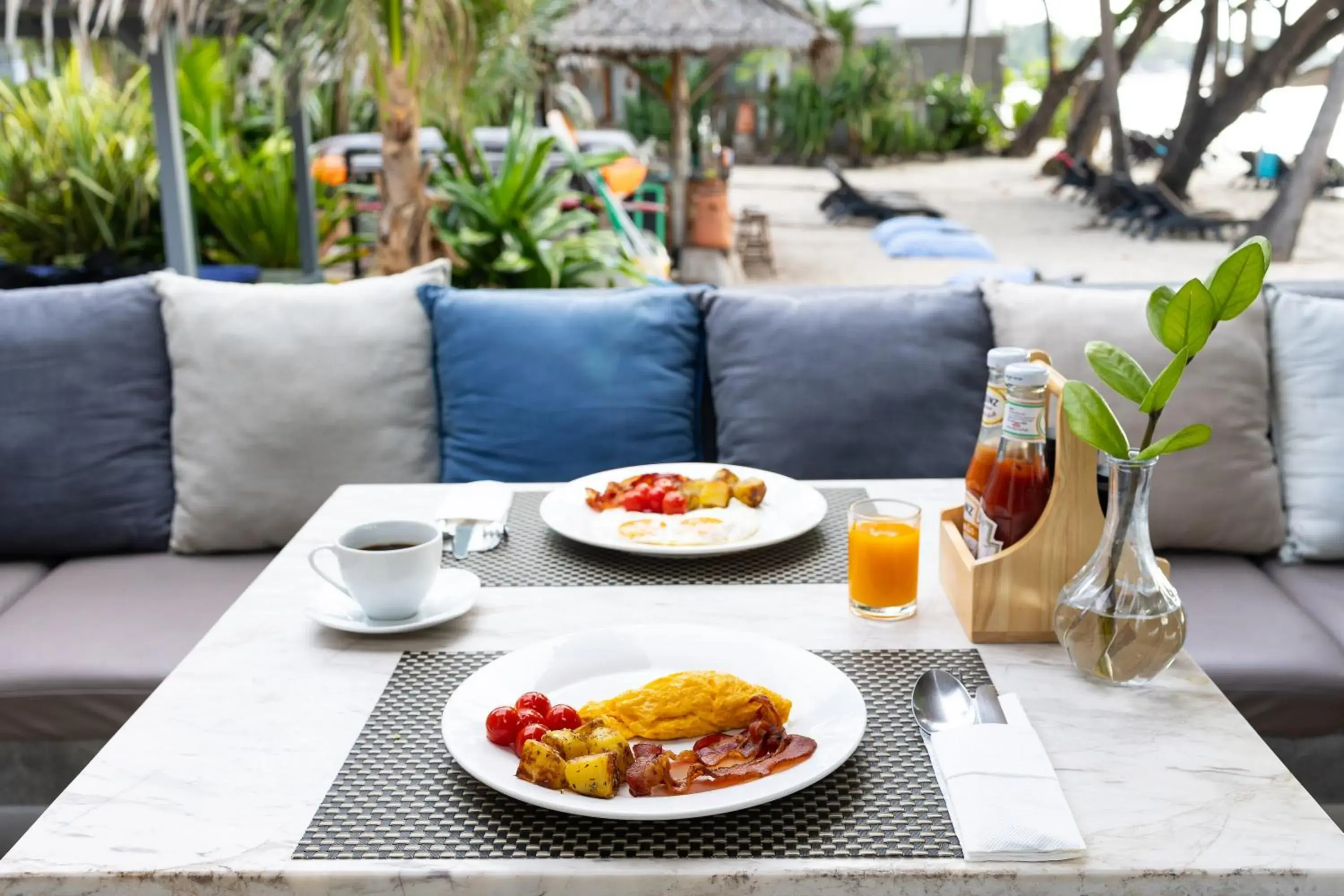 Breakfast in King's Garden Resort - SHA Plus Breakfast in King's Garden Resort - SHA Plus