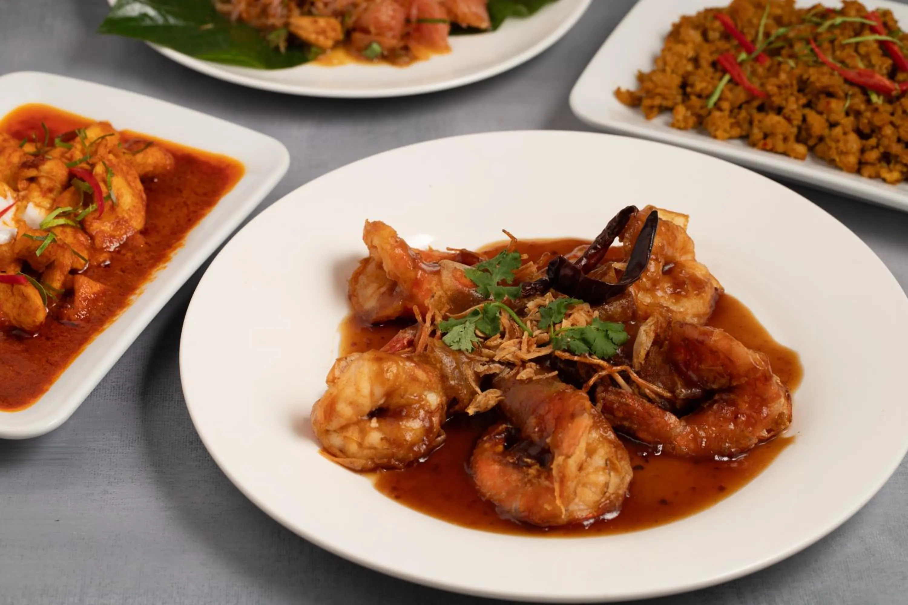 Food and drinks in King's Garden Resort - SHA Plus