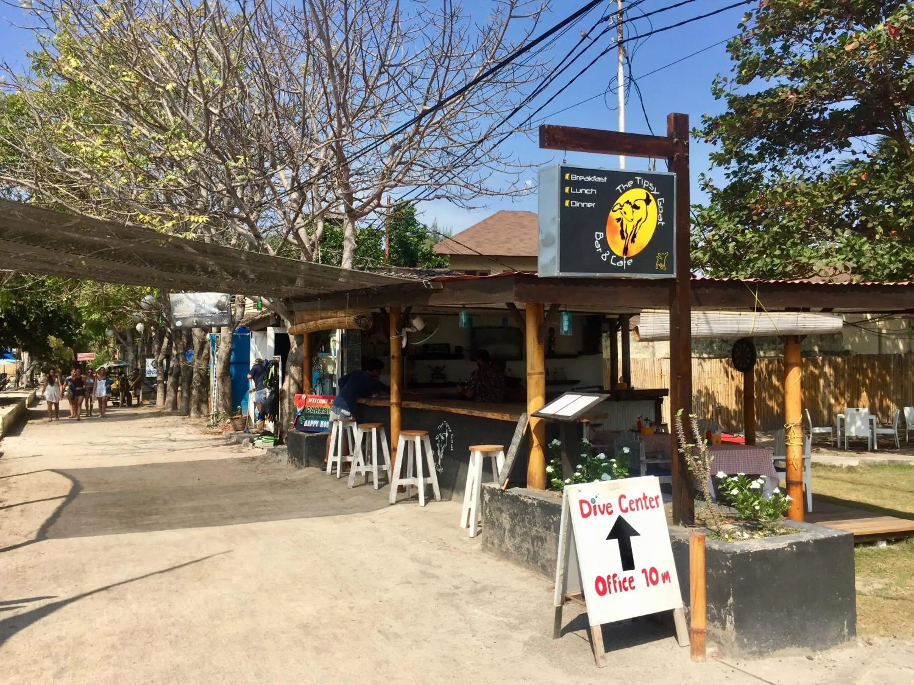 Restaurant/places to eat in Lutwala Bungalows and Private Villa Restaurant/places to eat in Lutwala Bungalows and Private Villa