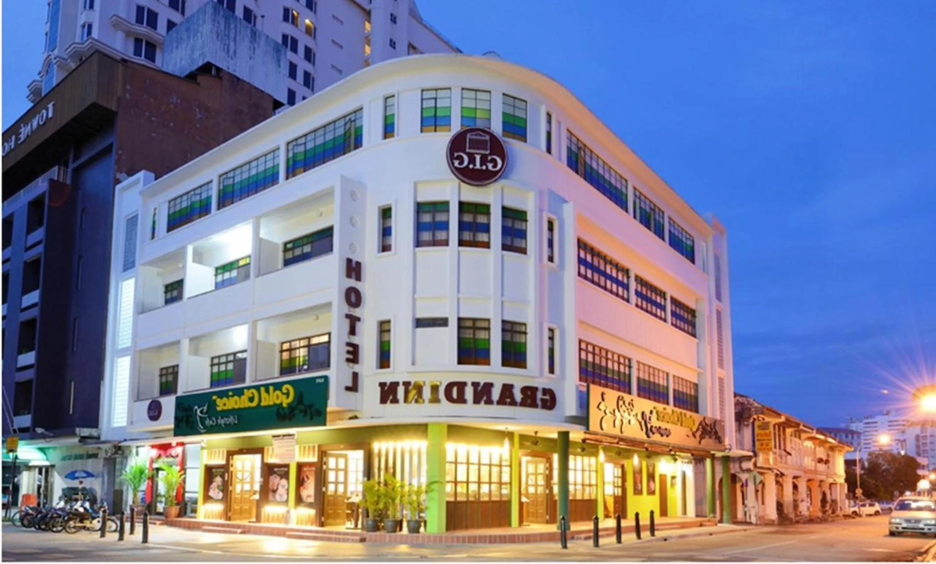 Property building in Grand Inn - Penang Road
