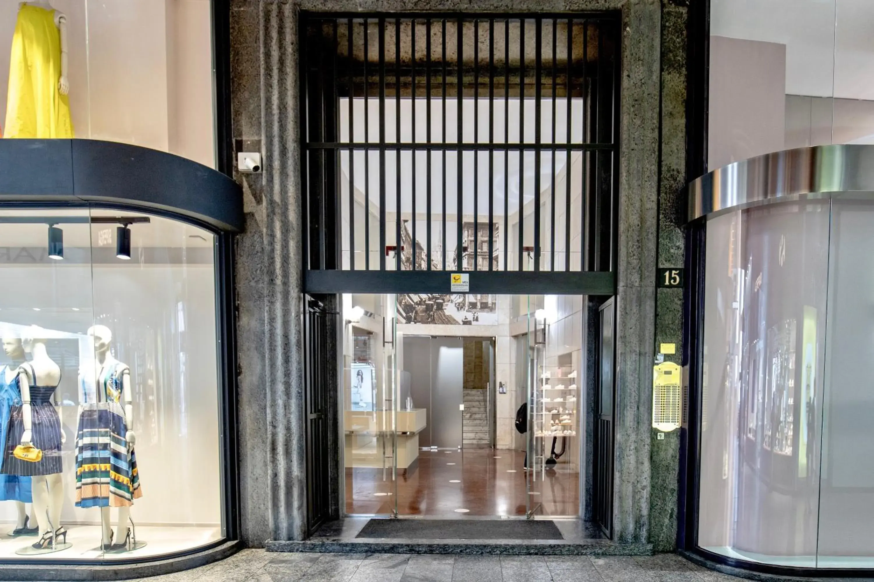 Facade/entrance in AH - Duomo Essence Facade/entrance in AH - Duomo Essence