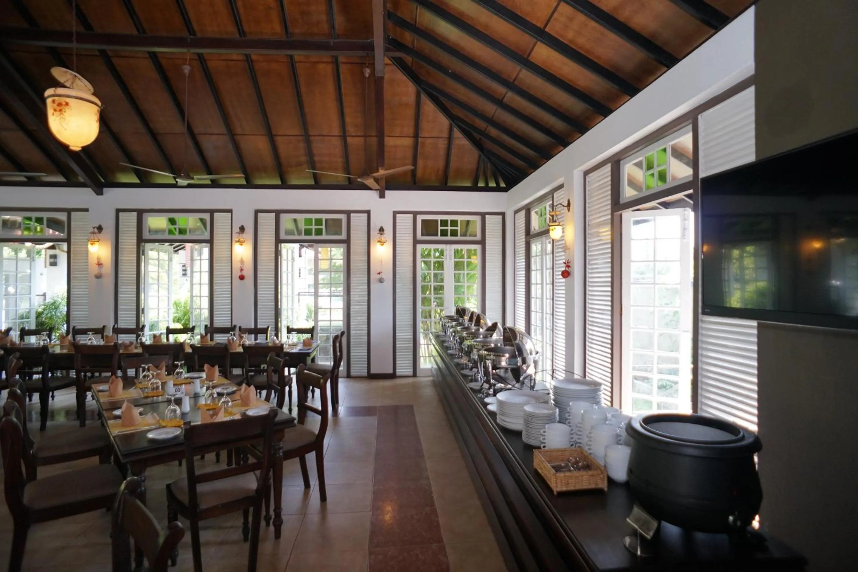 Restaurant/places to eat in Nature Trails Boutique Hotel