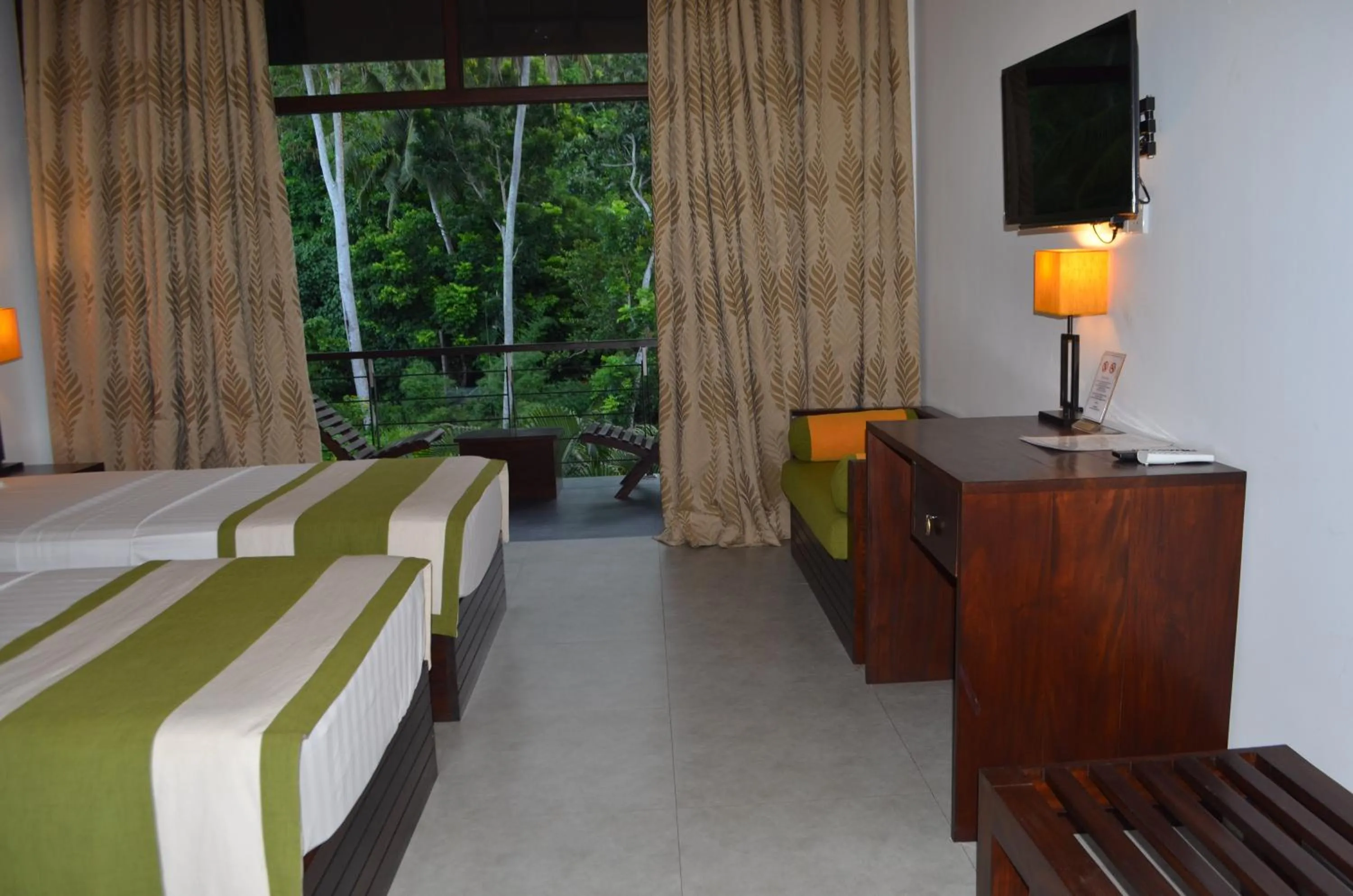 Photo of the whole room, Bed in Nature Trails Boutique Hotel